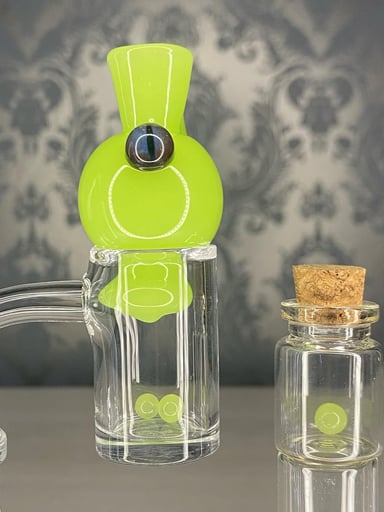 Preview pic of Eye with horn spinner cap with matching pearls