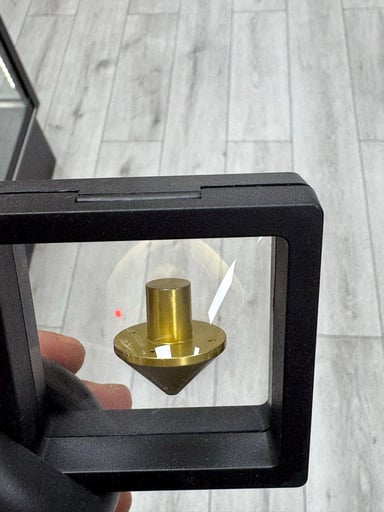 Preview pic of Puffco peak spinner cap gold