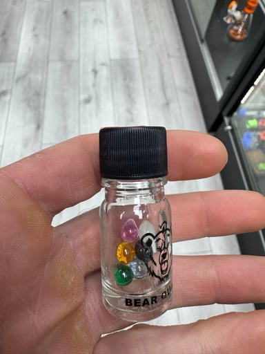 Preview pic of Bear quartz pearls jar 6 count