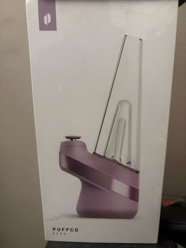 Preview pic of Puff co peak brand new