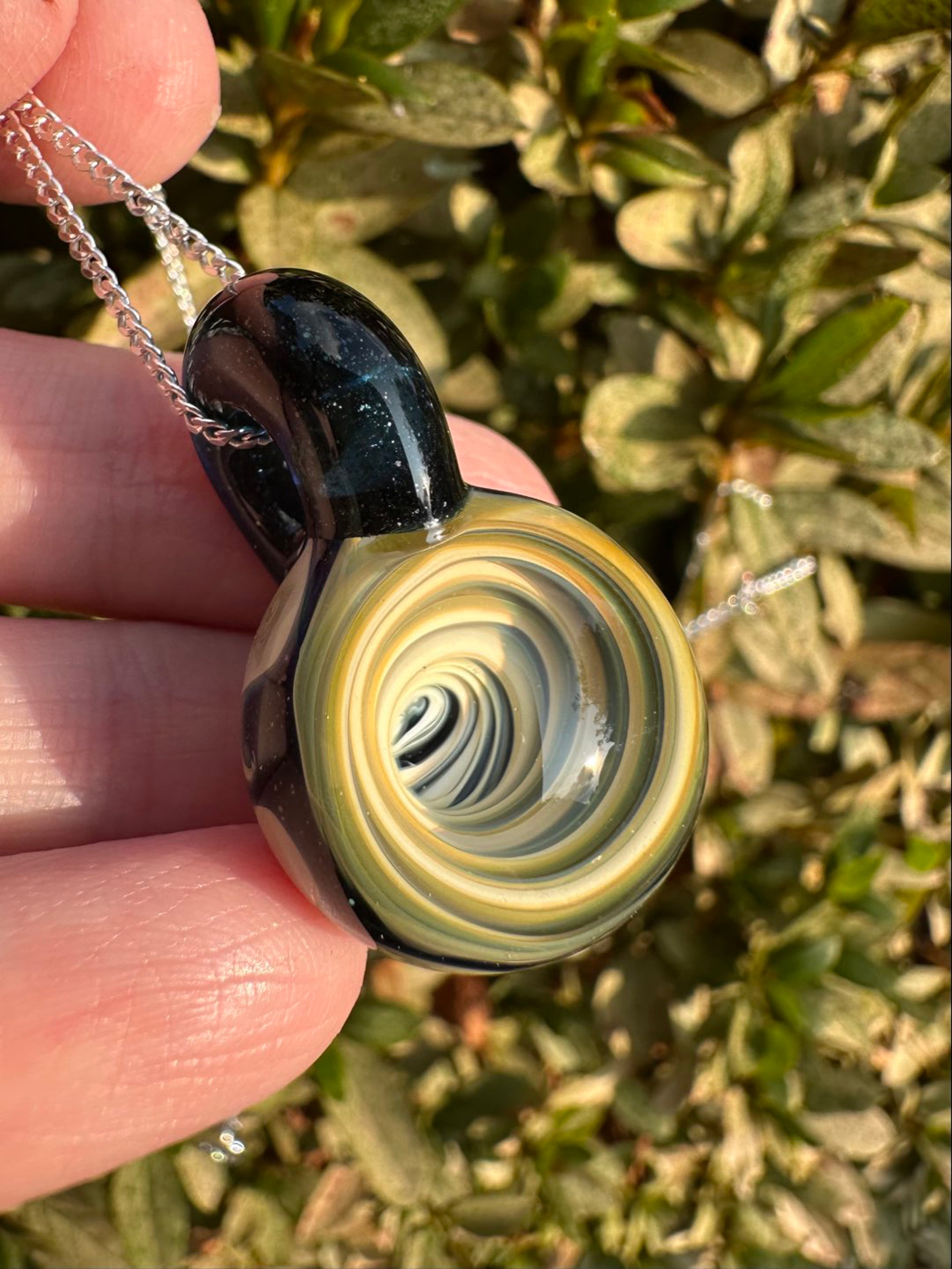 Preview pic of Vortex Pendant Green Blue Caramel