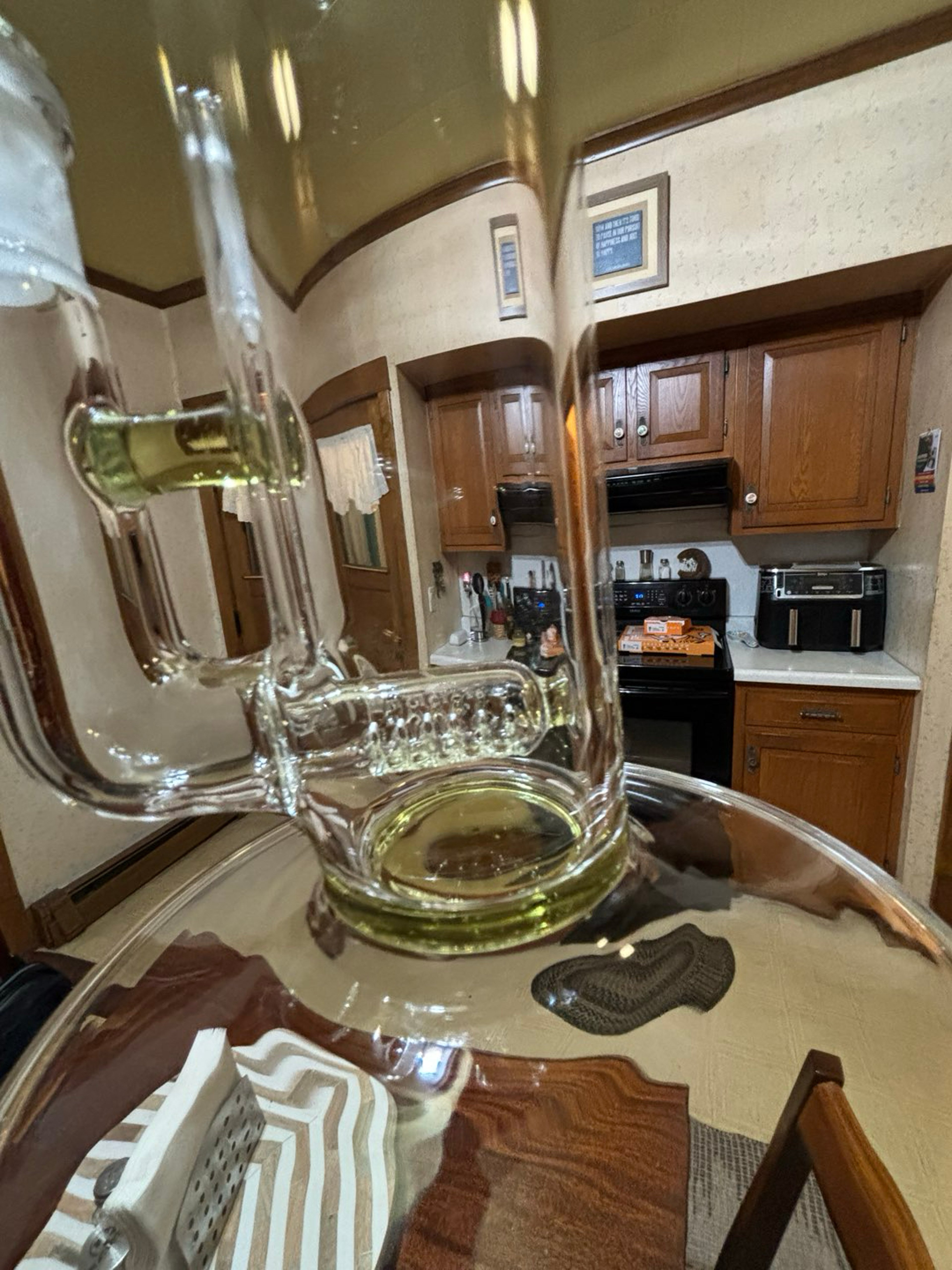 Preview pic of Sovereignty downgrid to 8arm tree in the color transparent yoshi pa