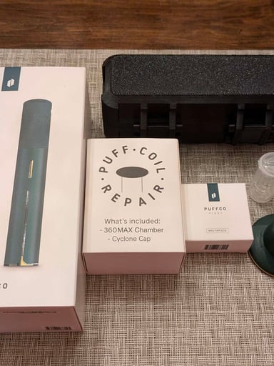 Preview pic of Puffco Pivot (Pine) BUNDLE - (Pivot, Puffcoil Chamber, Glass Tip, Case, Stand & Extra Mouthpieces)