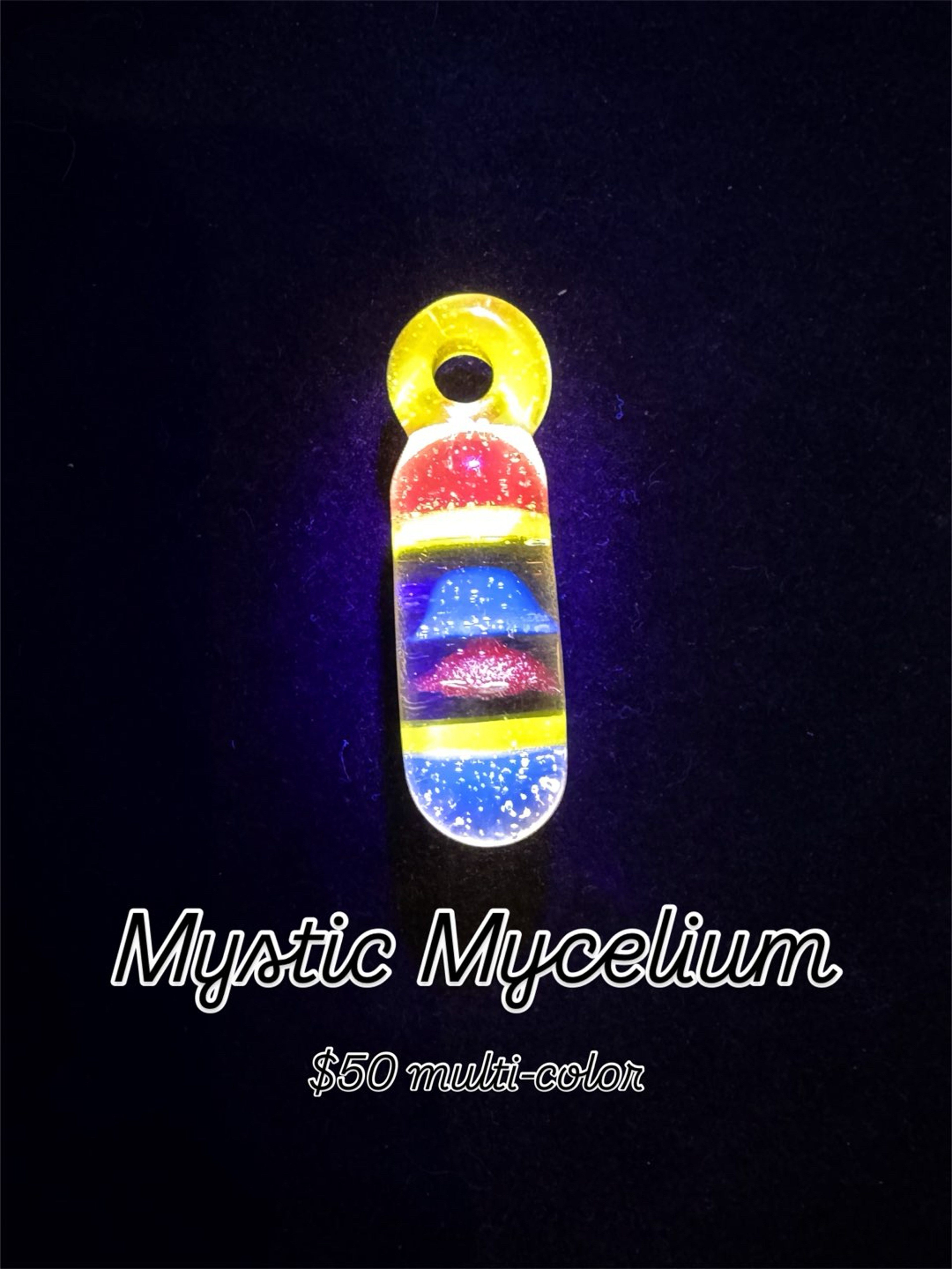 Mystic Mycelium Tri-Color Pendy image 0