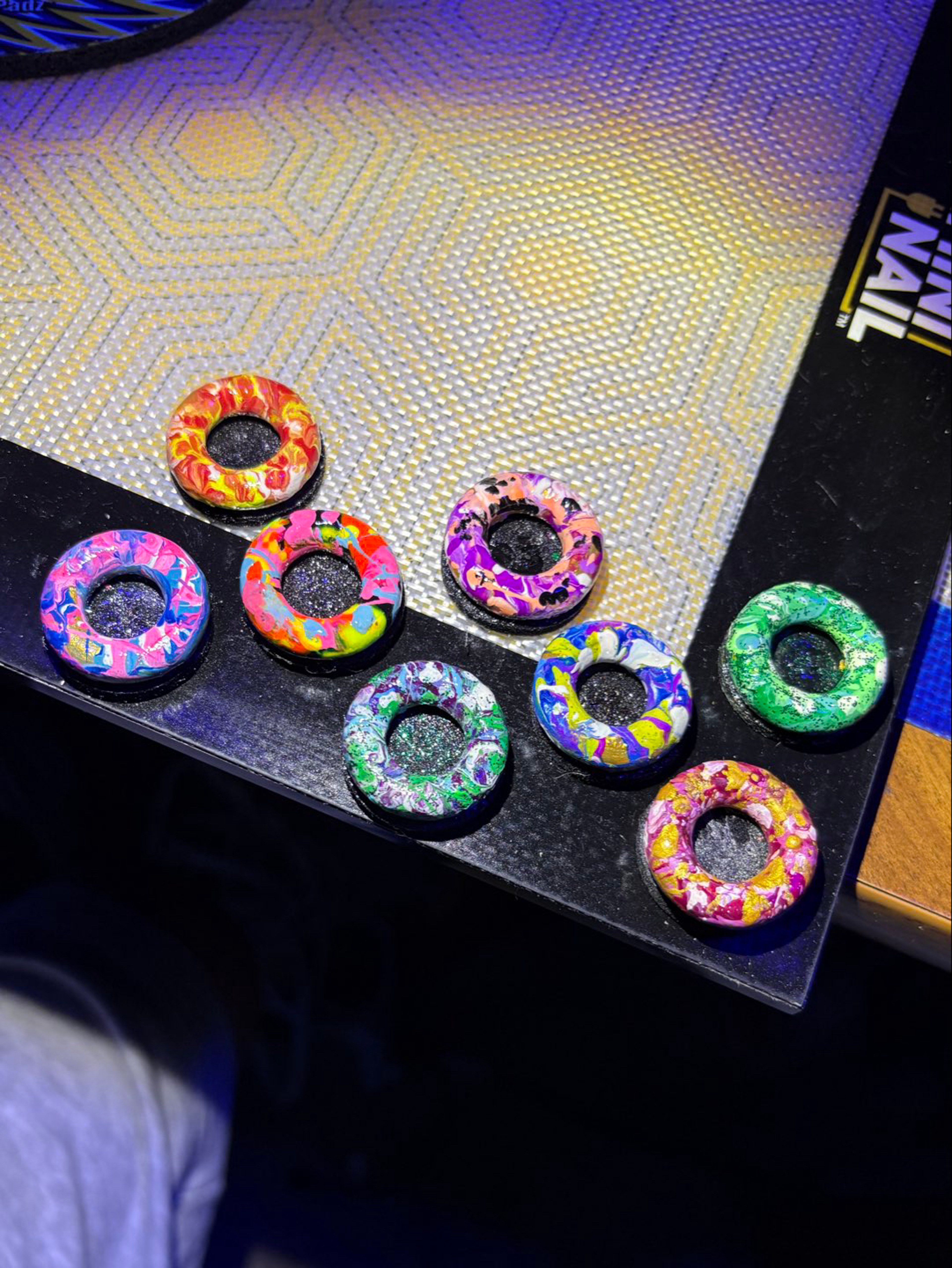 💎🎨 Hand Painted Custom Marble Display Stands! 🎨💎 (10 Pack) image 0