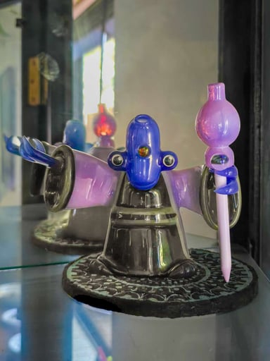 Preview pic of Mongrel E.T. Functional Art and Rig with matching Staff Bubble cap with inset Opals