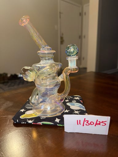 Preview pic of Dirge GlassWorks Collab Recycler with Marble
