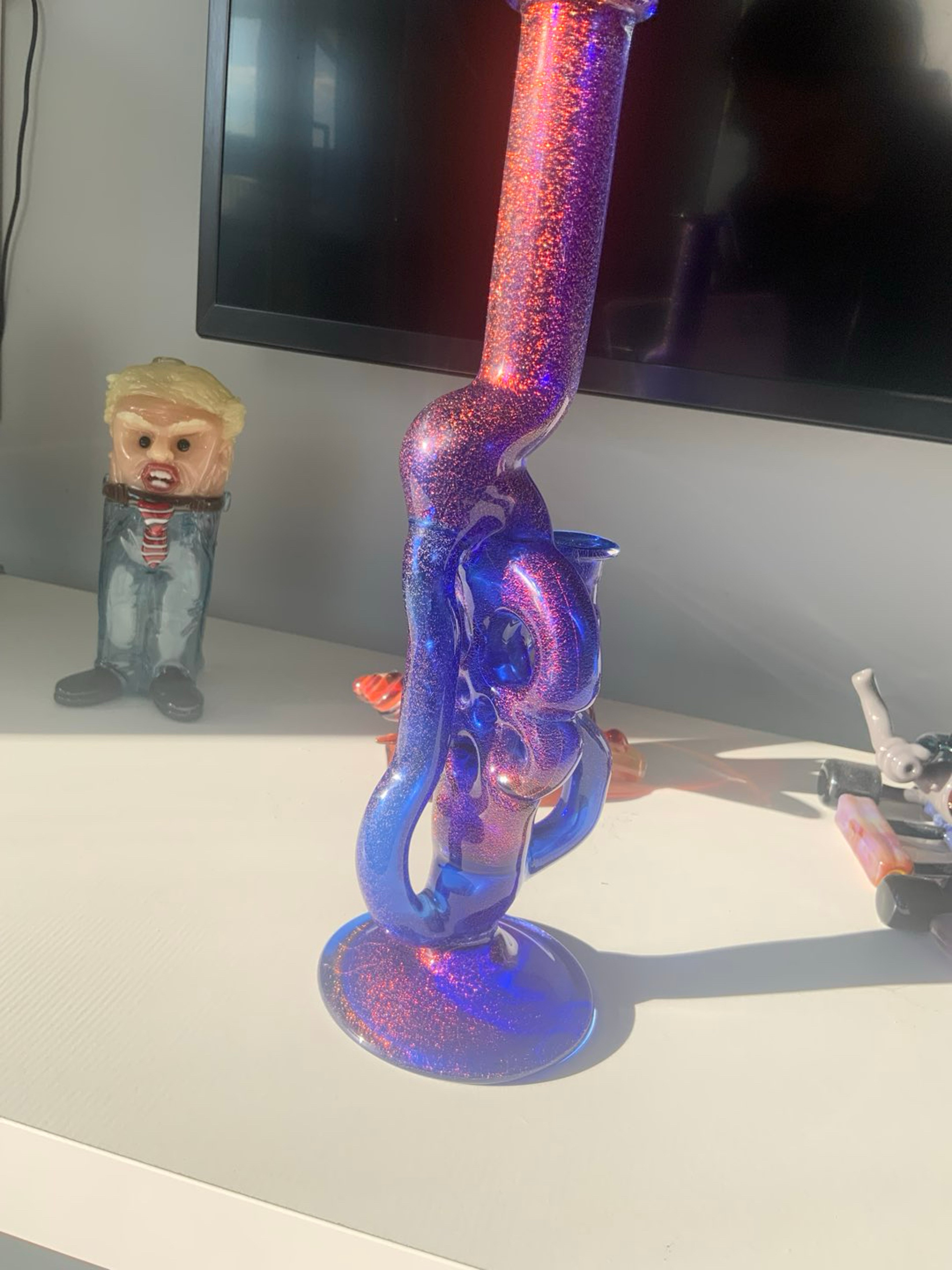 Jake’s glass Swiss recycler image 0