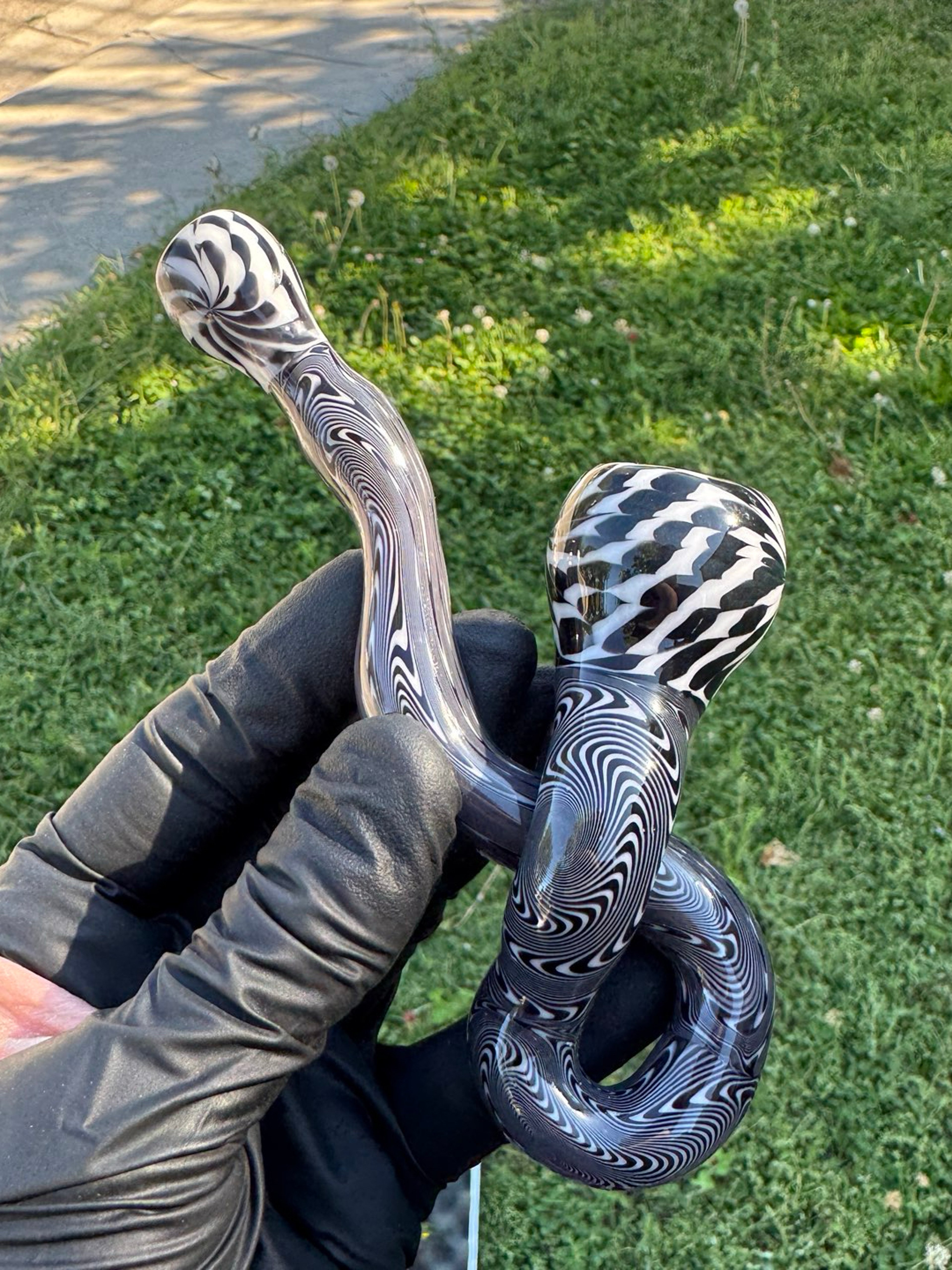 Preview pic of KAJA Glass Sherlock