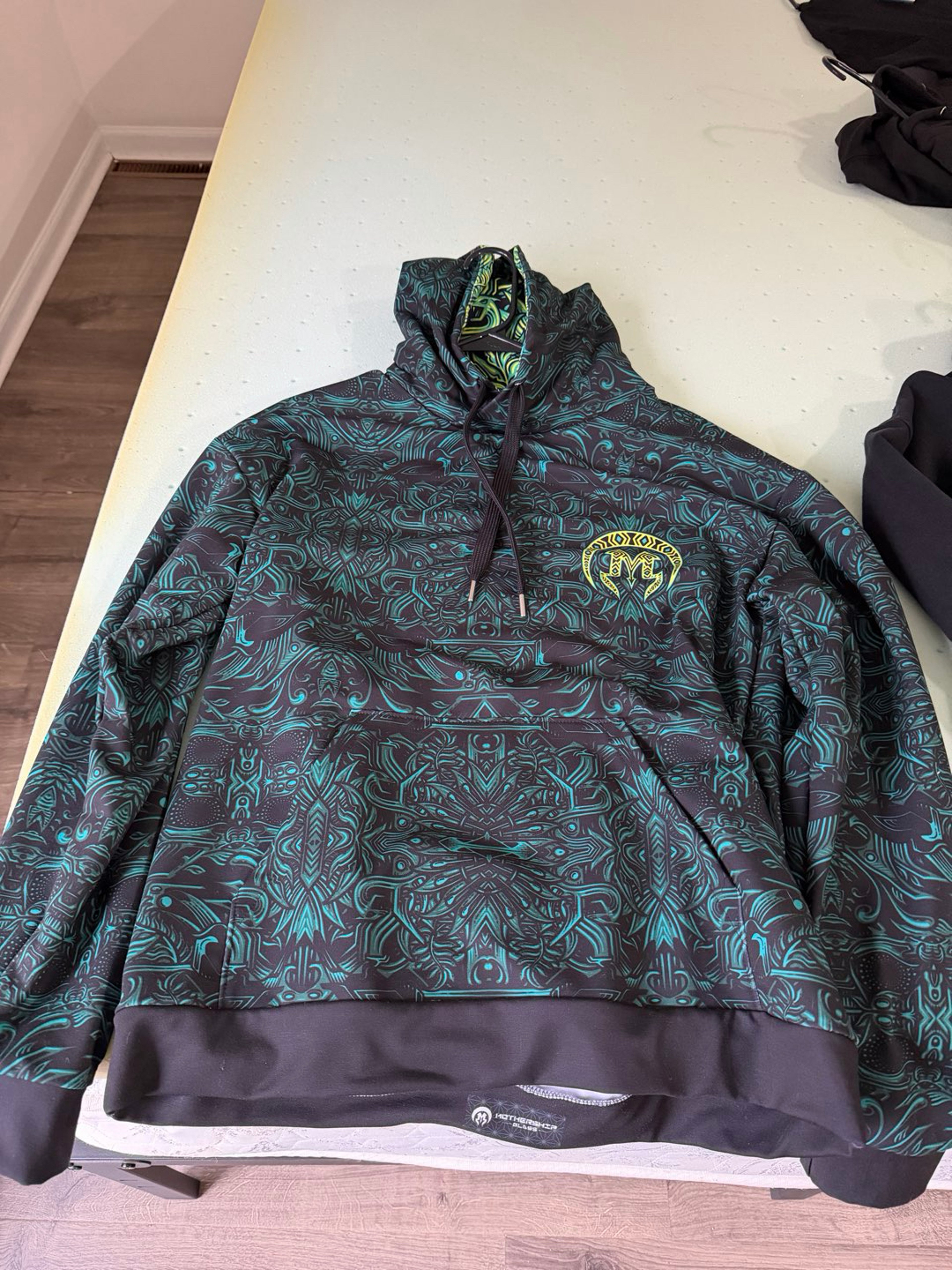 Preview pic of Size medium mothership and BMS apparel