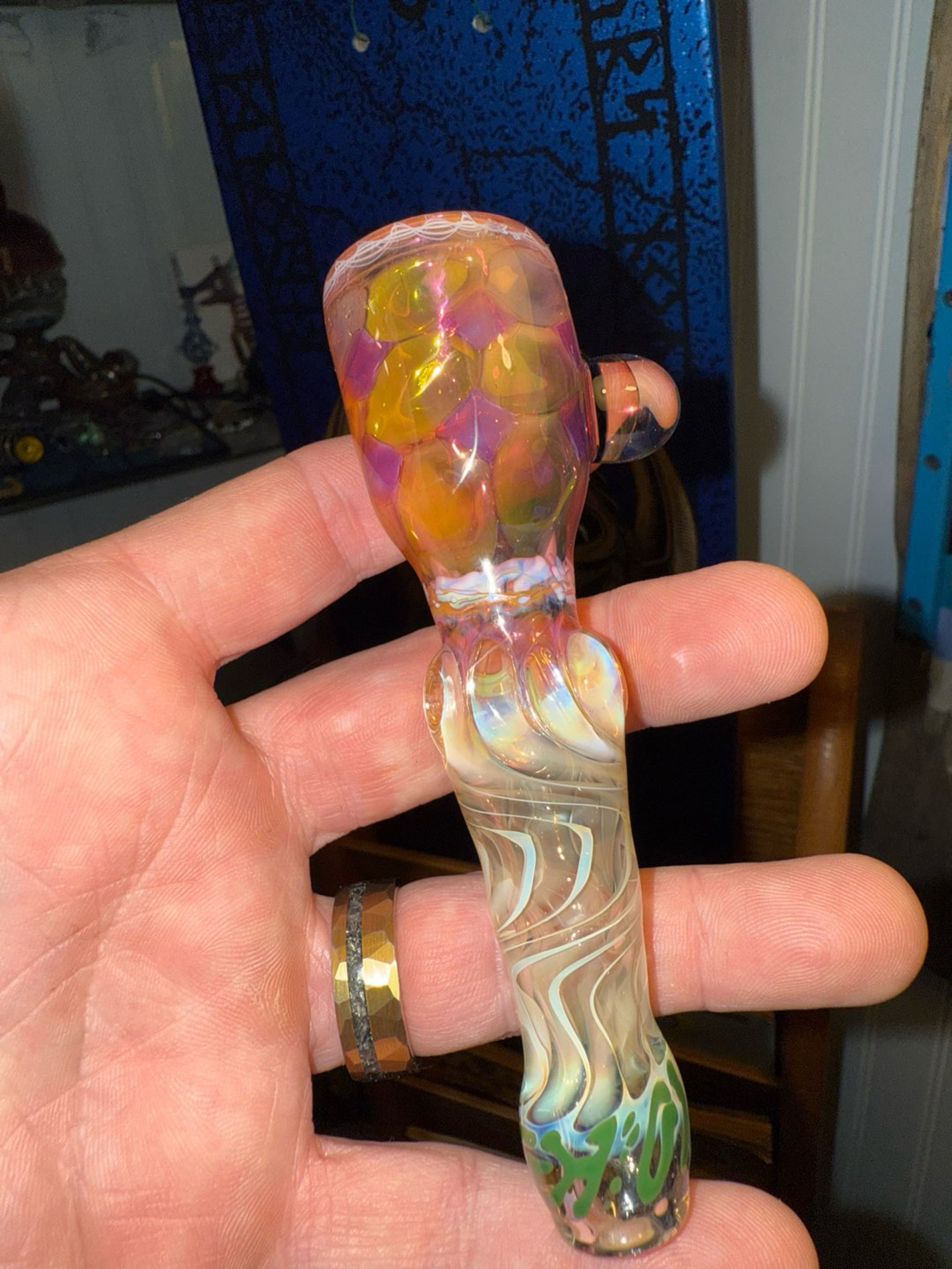 Preview pic of Hugh Glass XL chillum