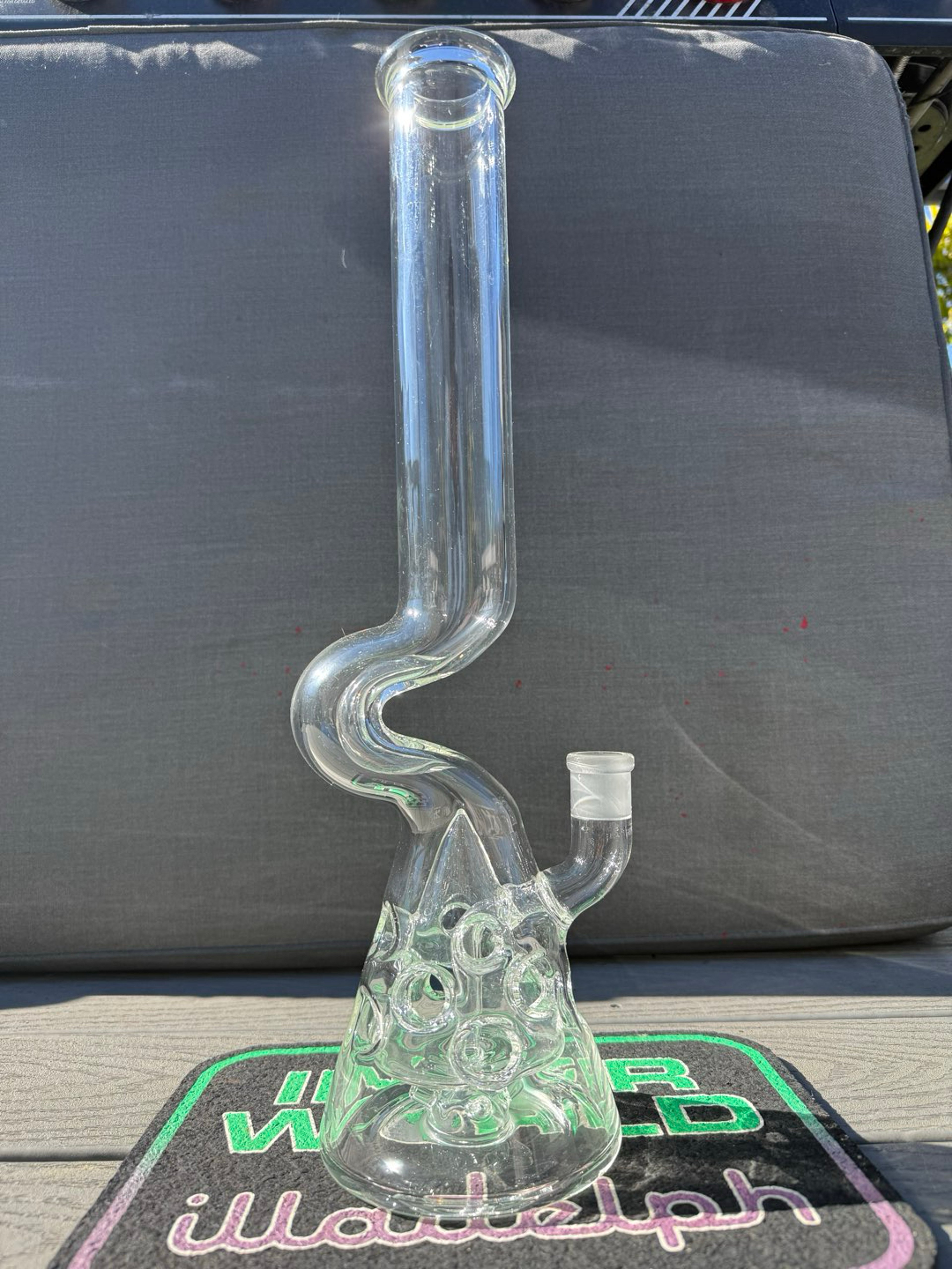 Preview pic of Swiss 4 Feeder Beaker Custom