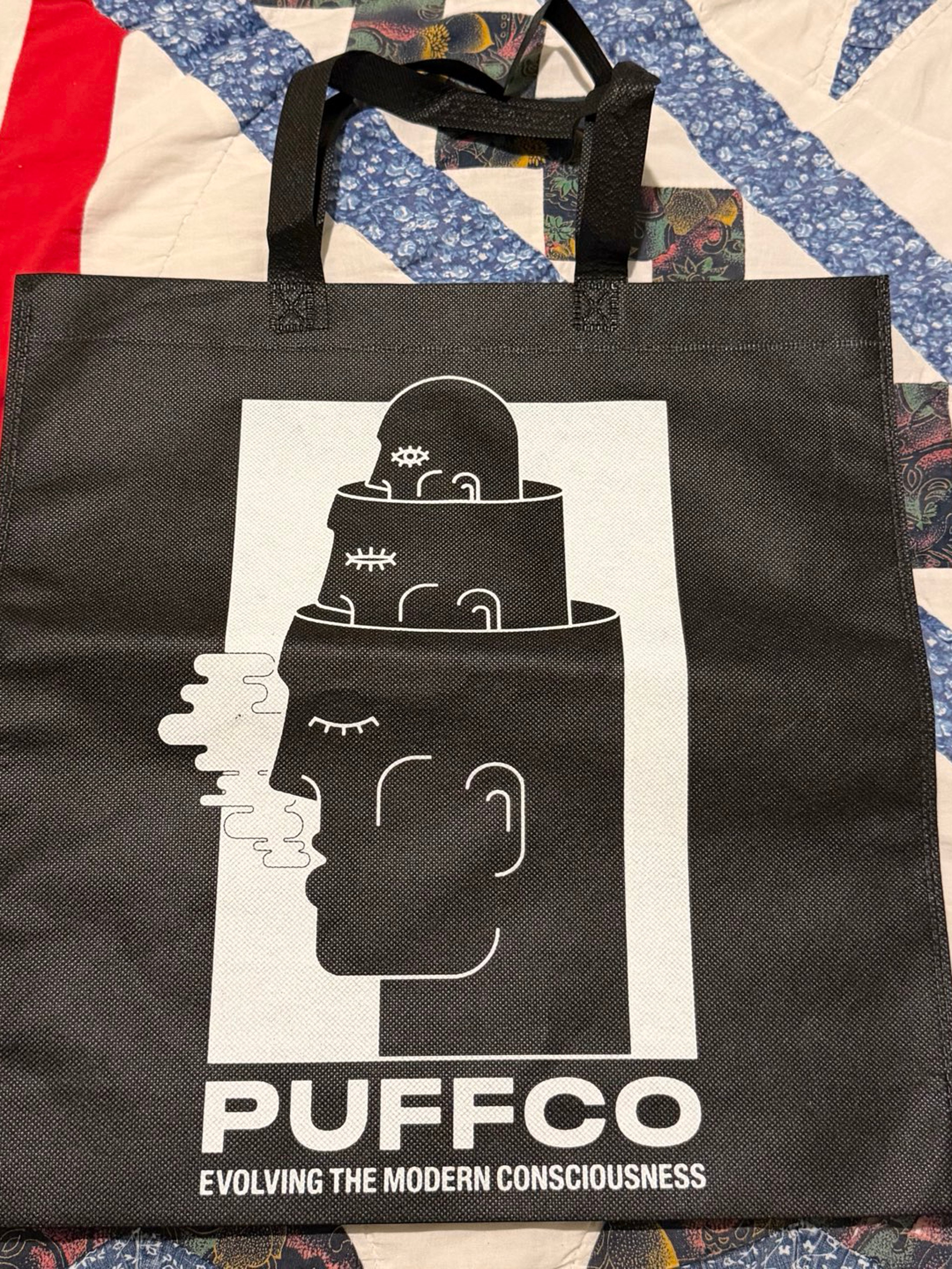 Preview pic of Puffco “3 Heads” Tote