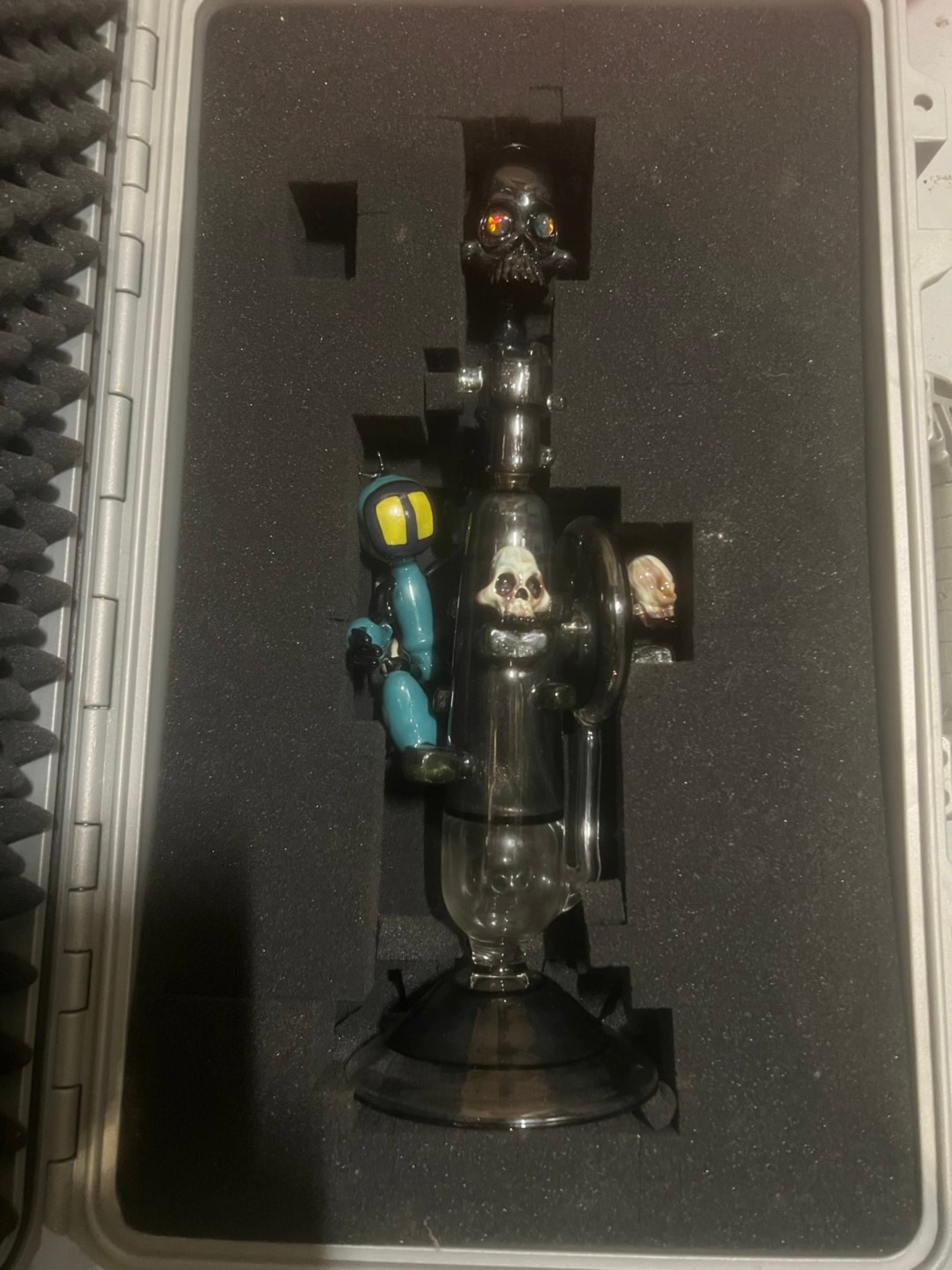 Akm (pipe maker) x Shackman “castle recycler” image 0