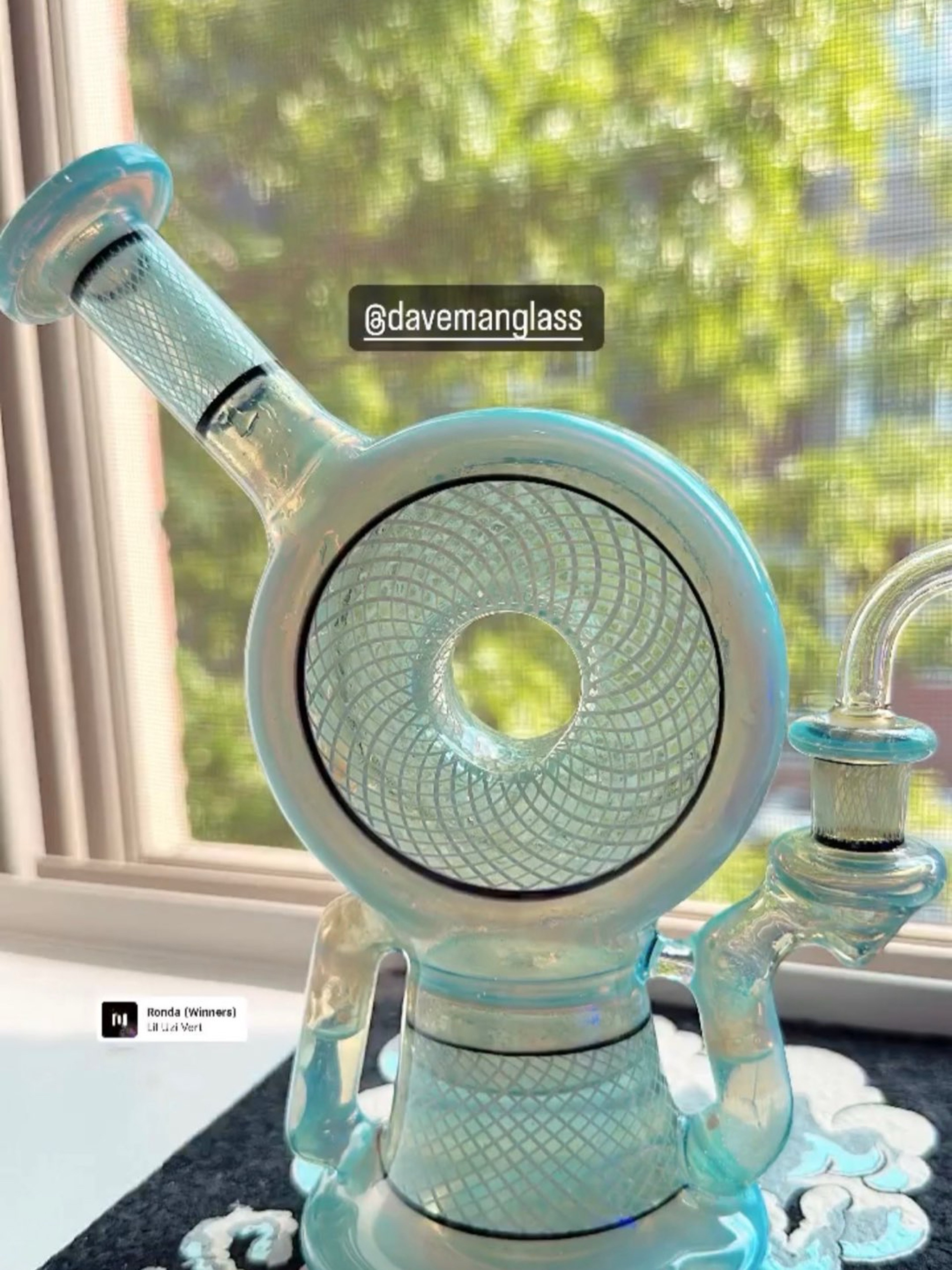 Daveman Glass Blooper image 0