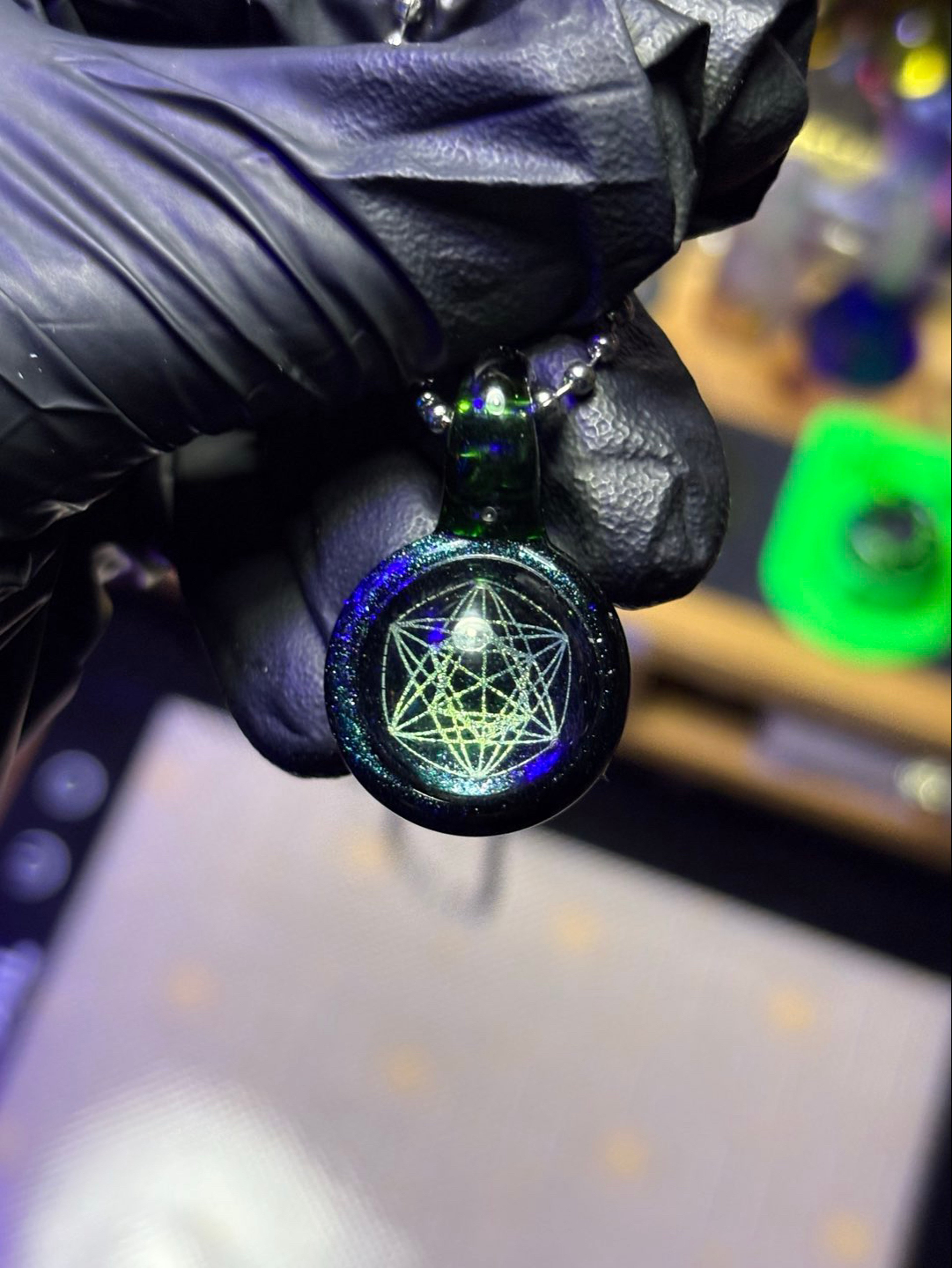 Preview pic of 💠✳️Green Dichroic Hologram Pendant ✳️💠
