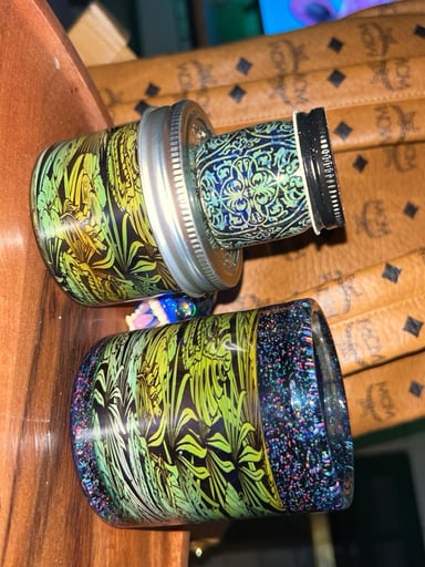 Preview pic of Empty1 glass