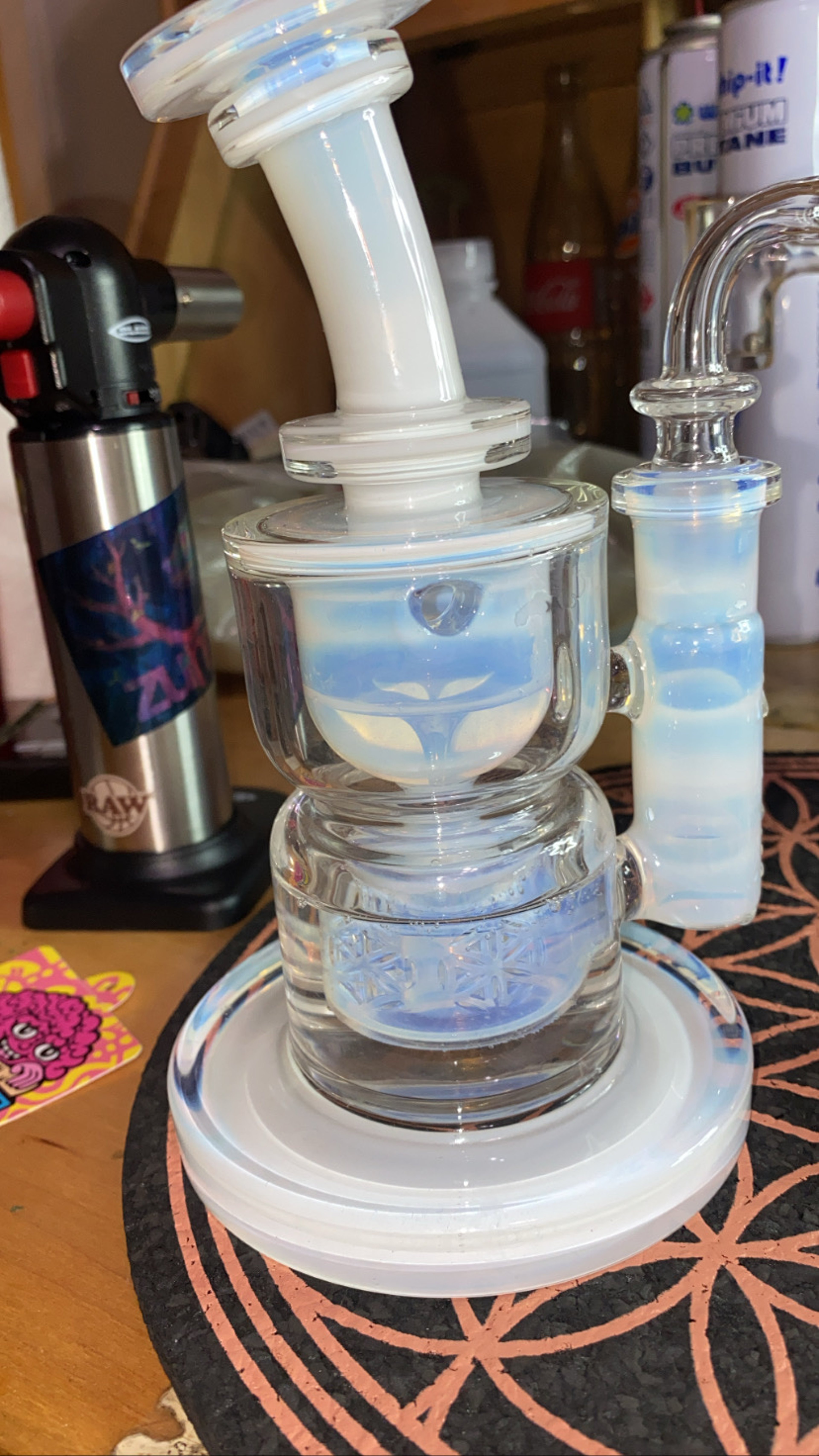 Preview pic of Fatboy Glass Pinched Hourglass Torus Incycler