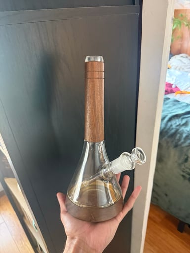 Preview pic of Bob Marley Glass Beaker