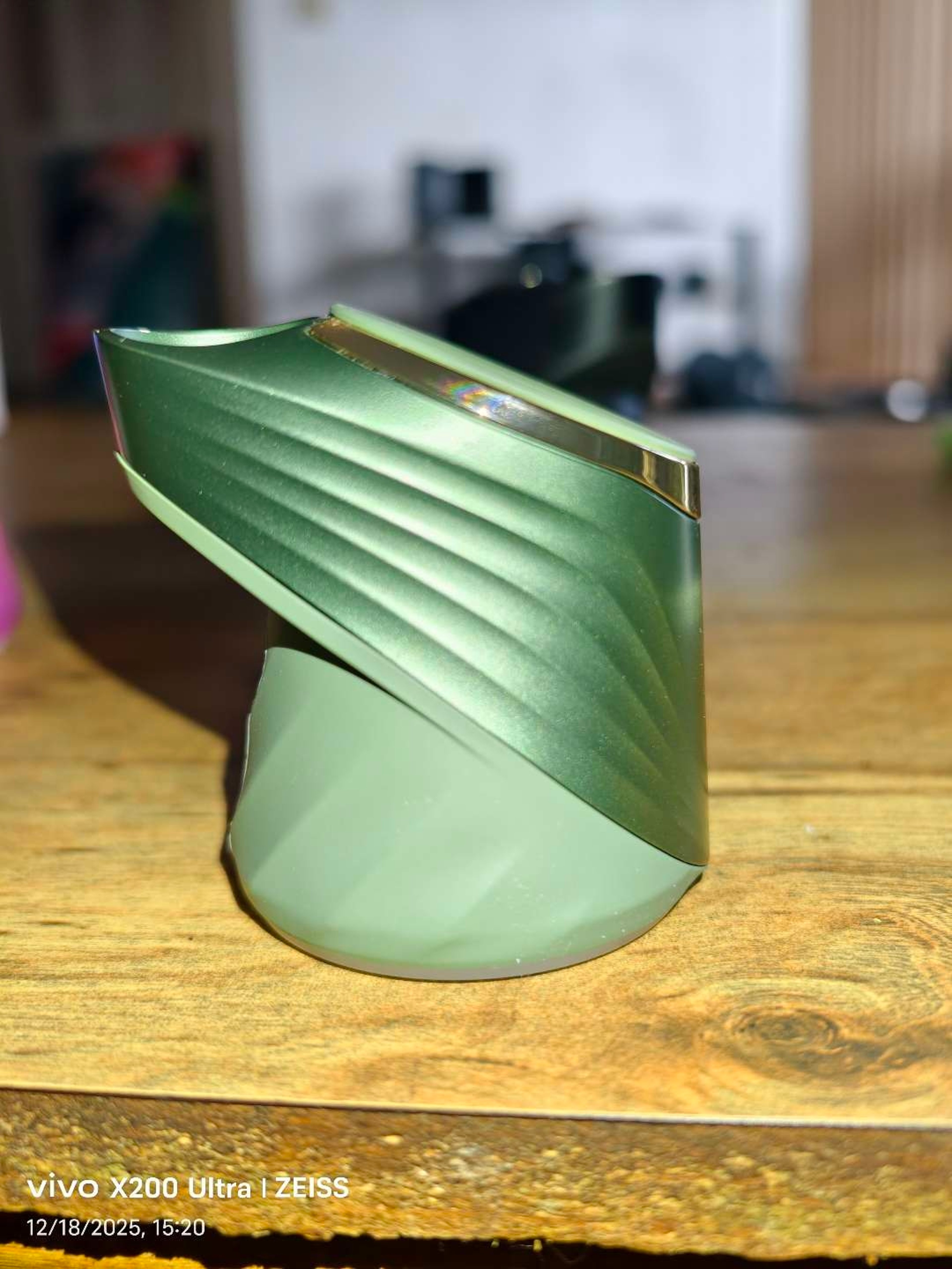 Preview pic of Puffco Peak Base Flourish