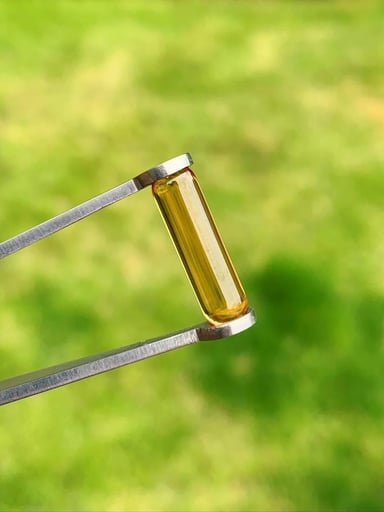 Preview pic of Ruby pearl pillar yellow sapphire 5x18mm