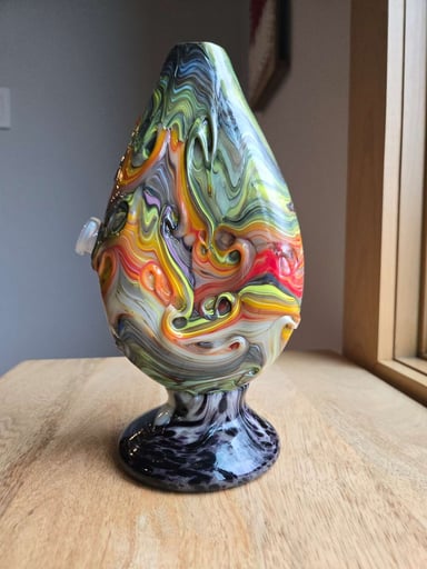 Preview pic of Special K 10" Pedestal Foot 2 Sided Squish Bong