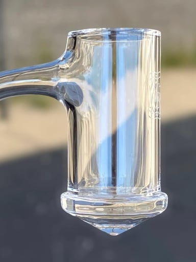 Preview pic of 14/45 Gee West 25mm Faceted Bottom Quartz Banger