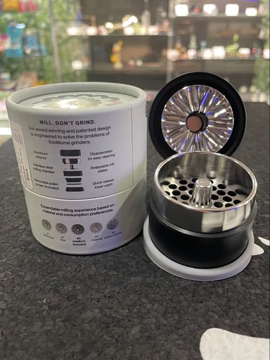 Preview pic of Flower Mill 2” Premium Stainless