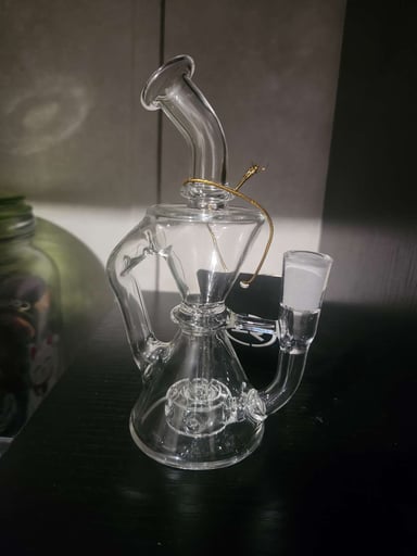 Preview pic of Iridescent glass