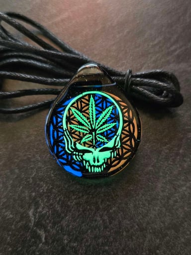 Preview pic of Grateful Dead Layered Glow Pendant