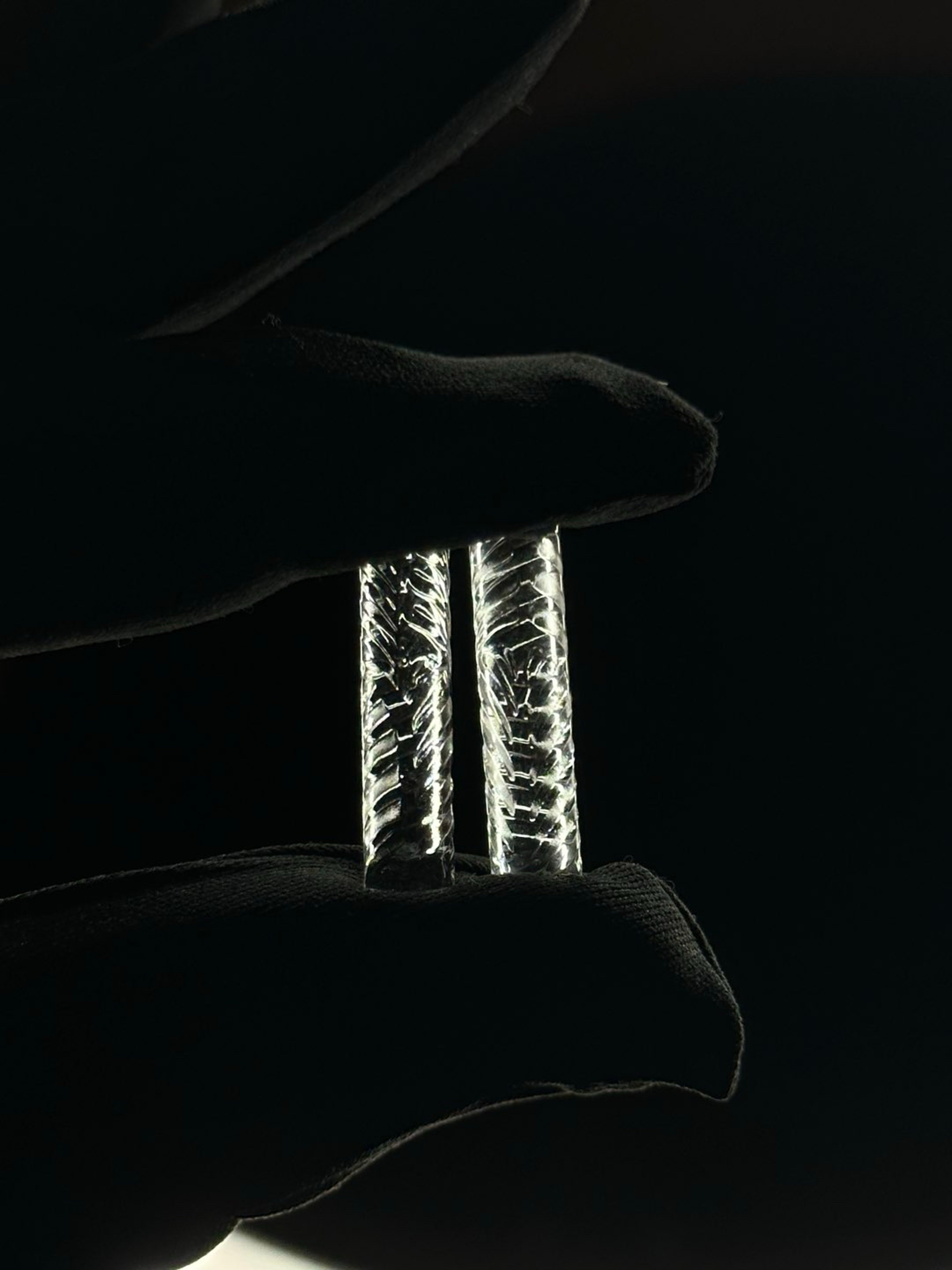 Preview pic of Small Solid Quartz Etched Pillar 2 pack