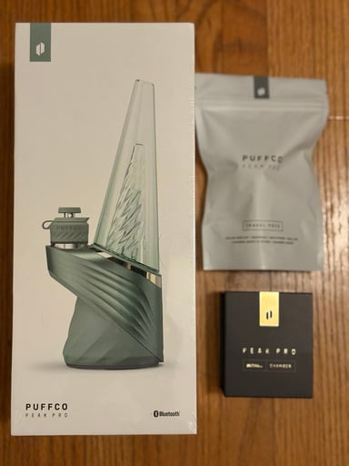 Preview pic of *NEW*Puffco Peak Pro: Flourish Bundle