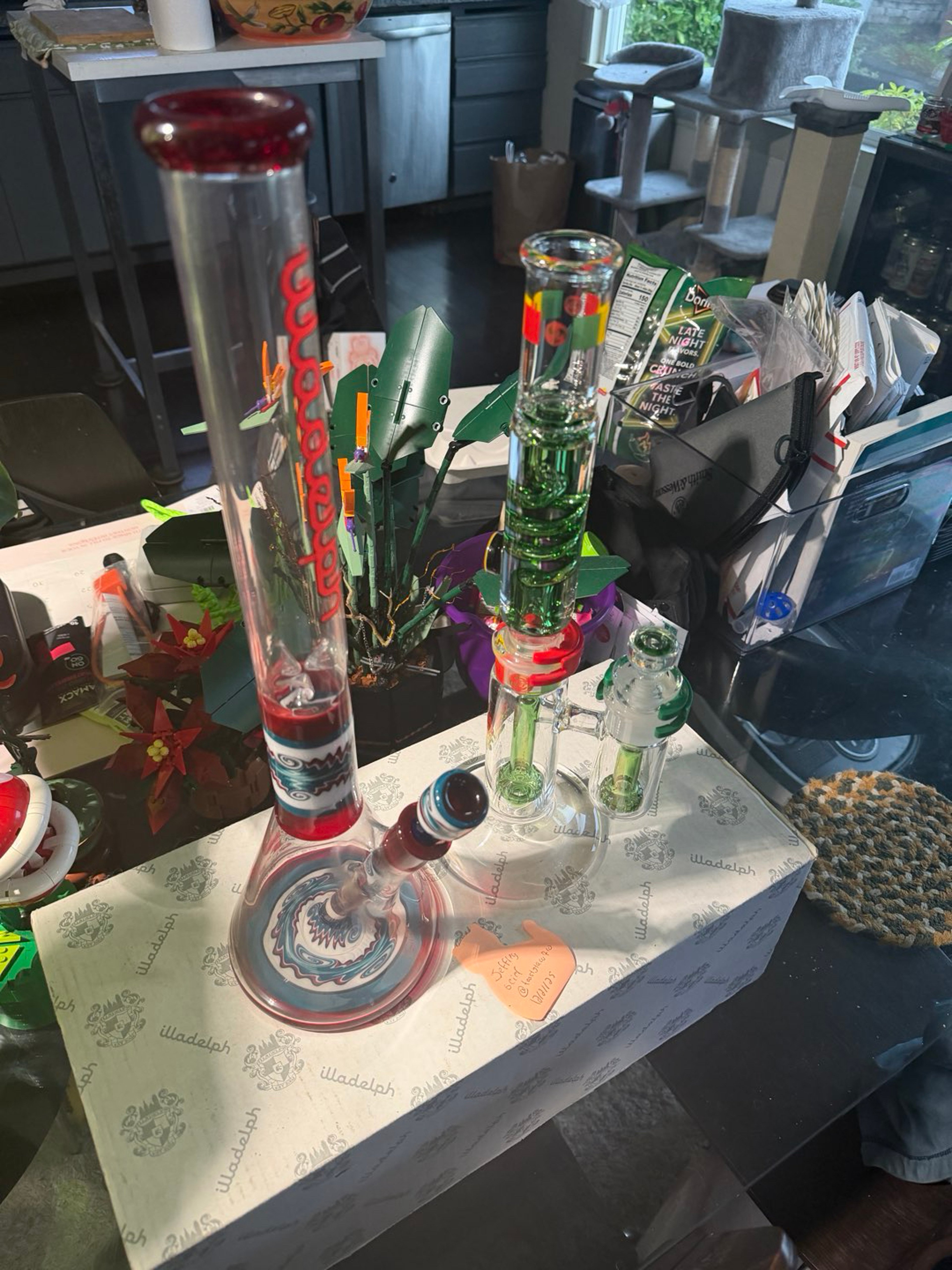 Preview pic of Illadelph worked beaker with Goldman stem