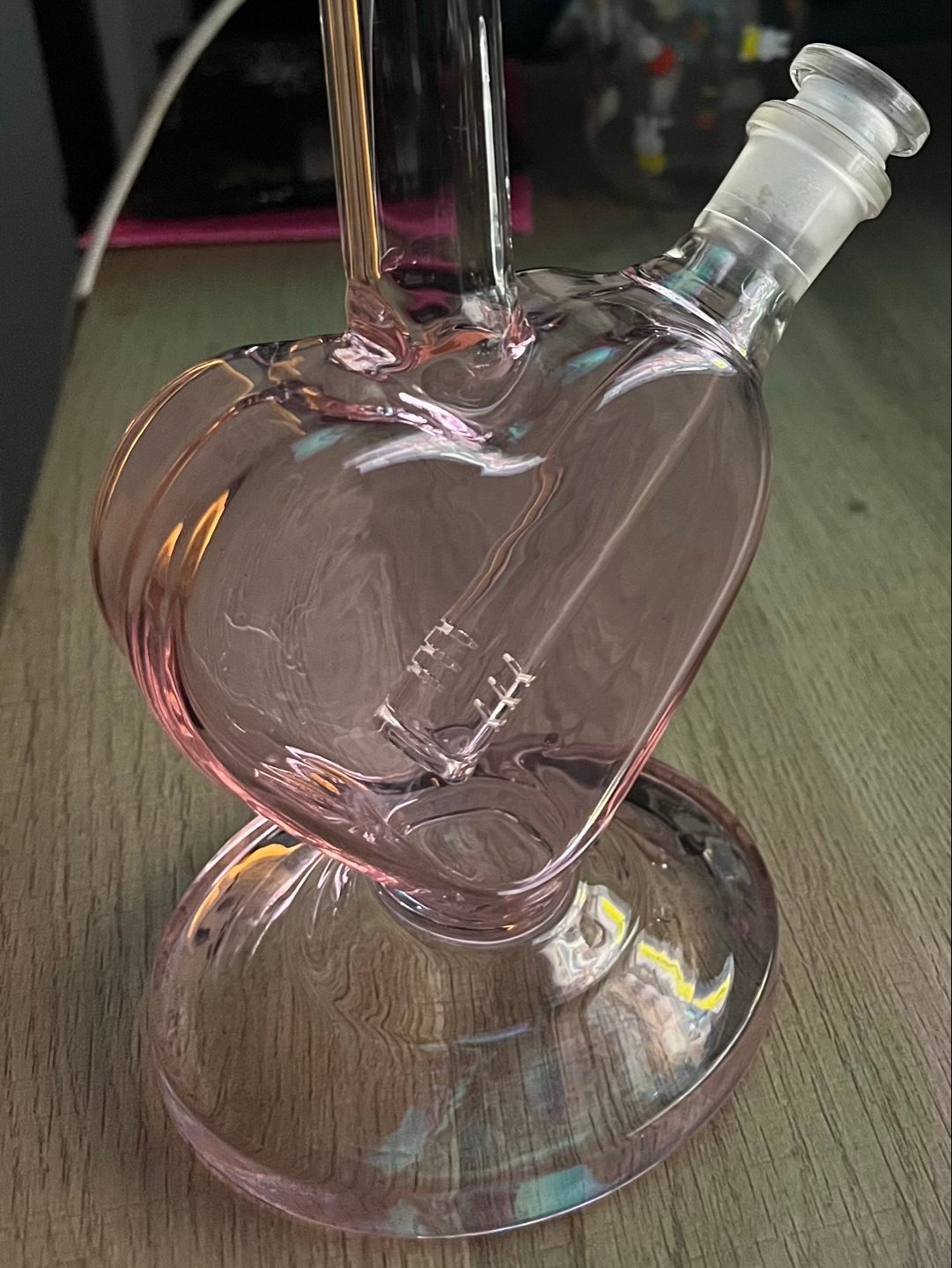 Preview pic of Heart Bong