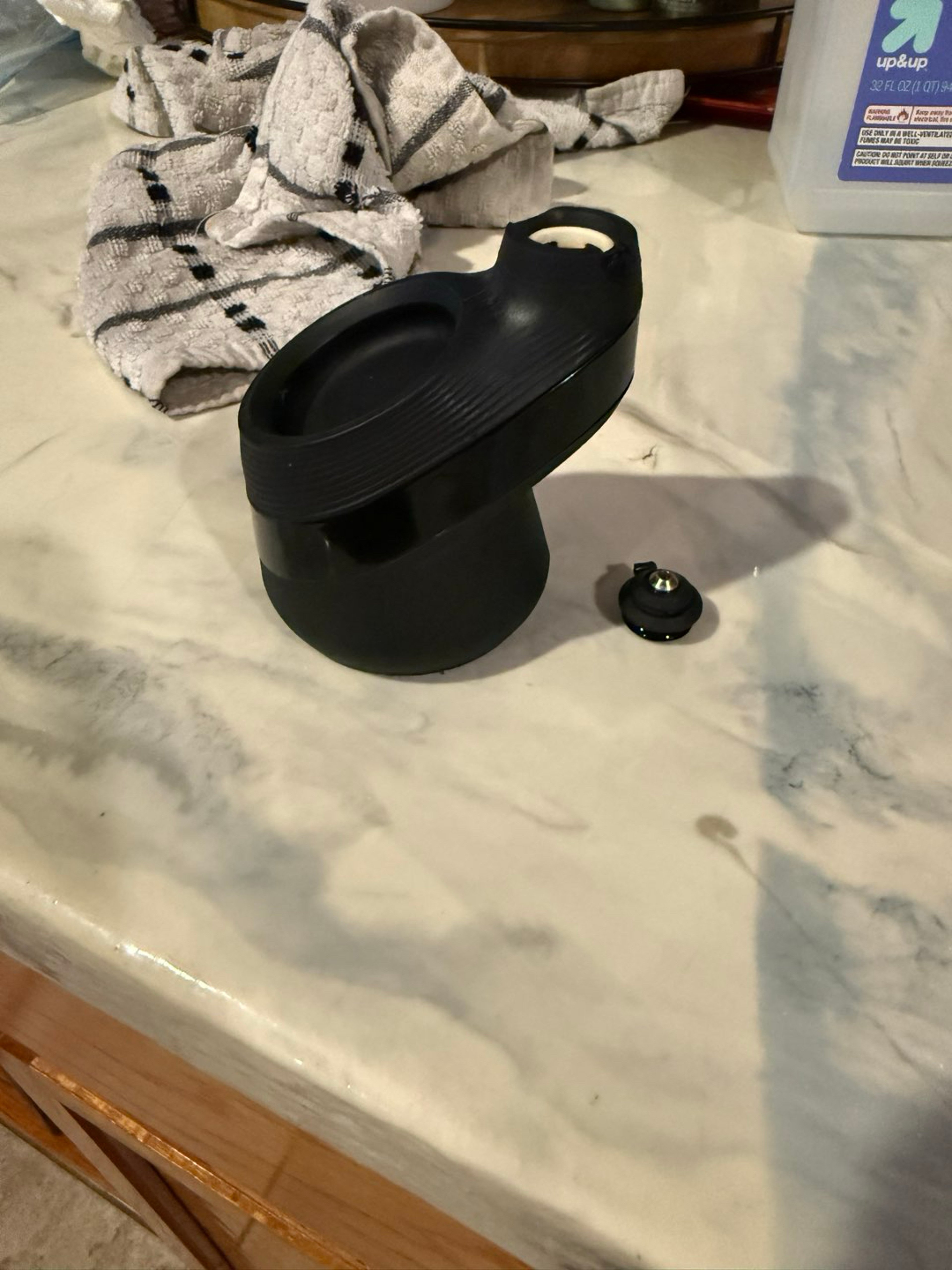 Preview pic of Puffco Peak (Needs Glass Replacment)