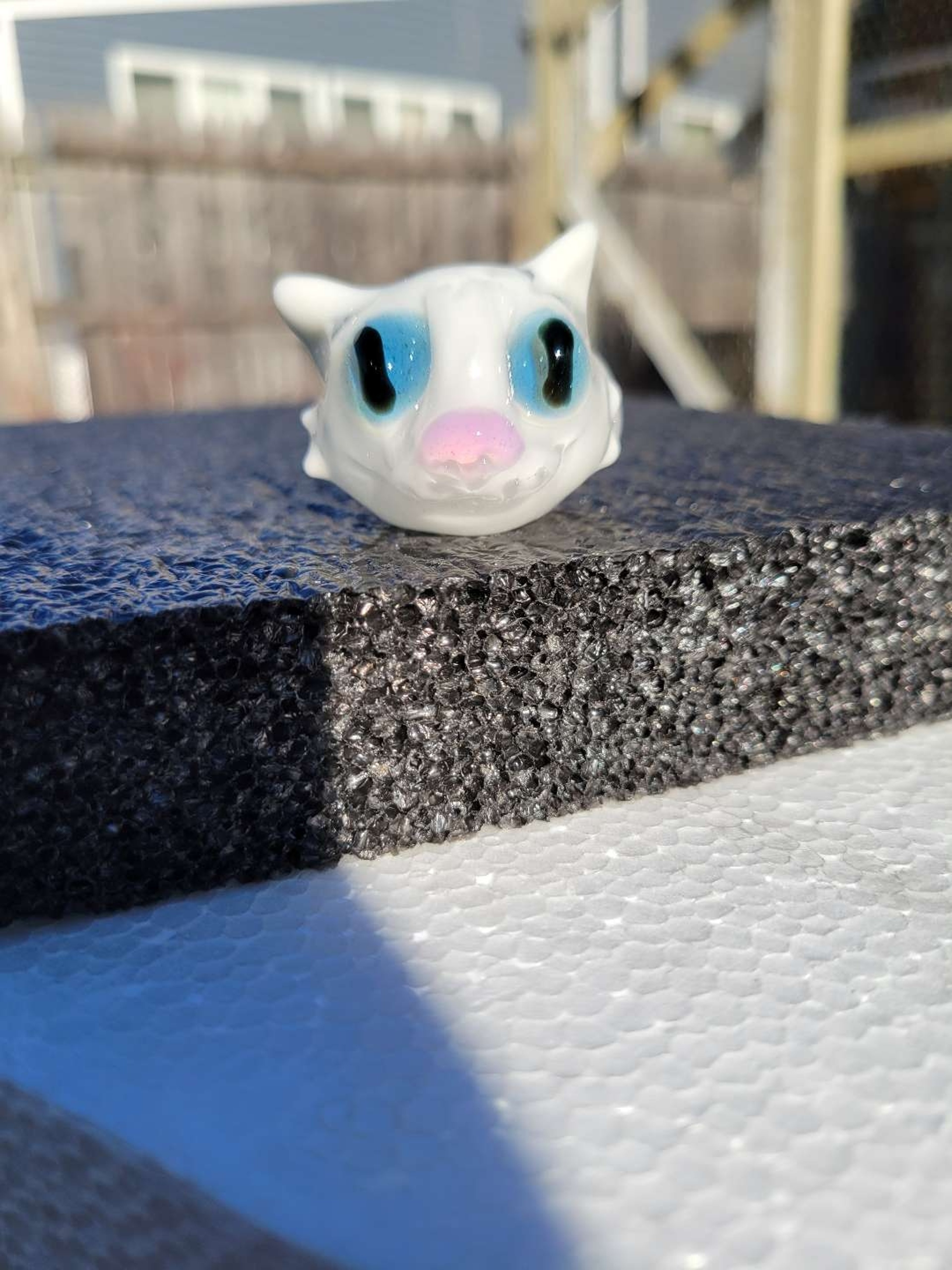 Preview pic of White kitty