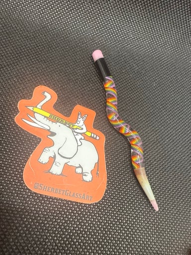 Preview pic of Rainbow zanfirico wavy pencil with pink Cadillac tip