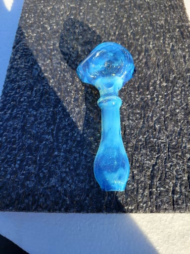 Preview pic of Blue sparkly spoon