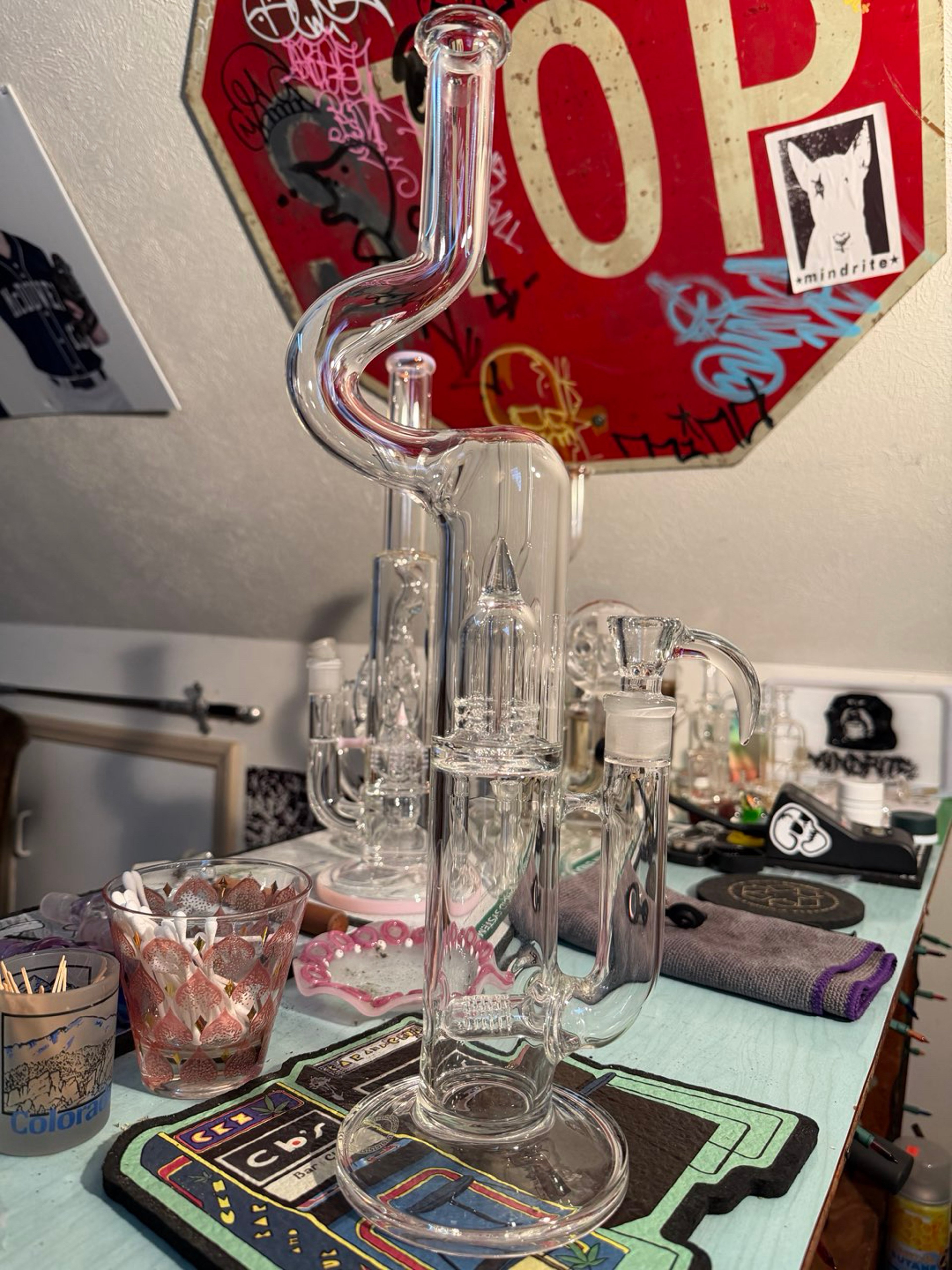 GREEK GLASS GRIDDED INLINE TO DOME NATTY NECK image 0