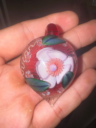 Preview pic of Delong Glass Pendy