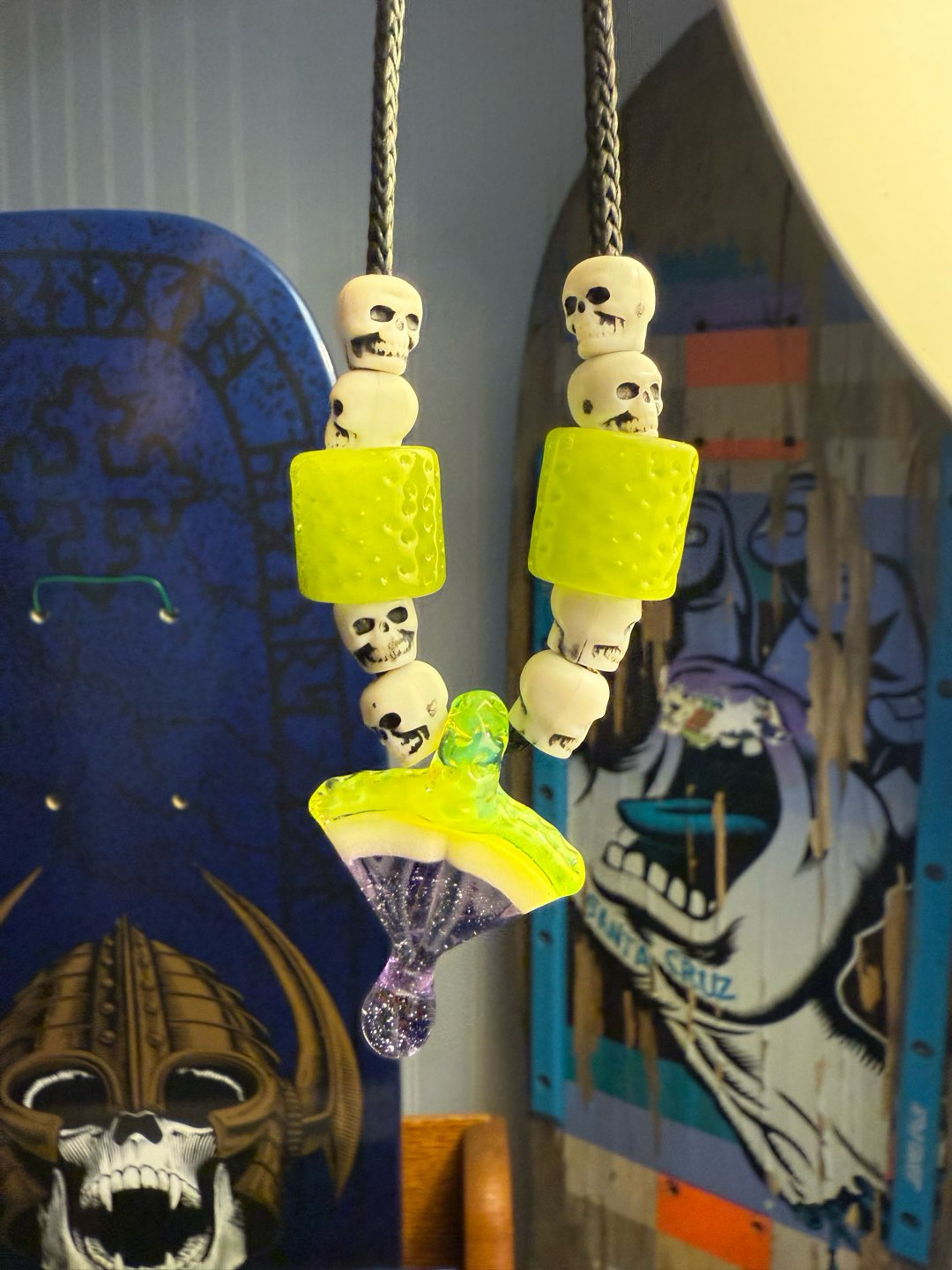 Preview pic of Lyons slice and beads pendy necklace