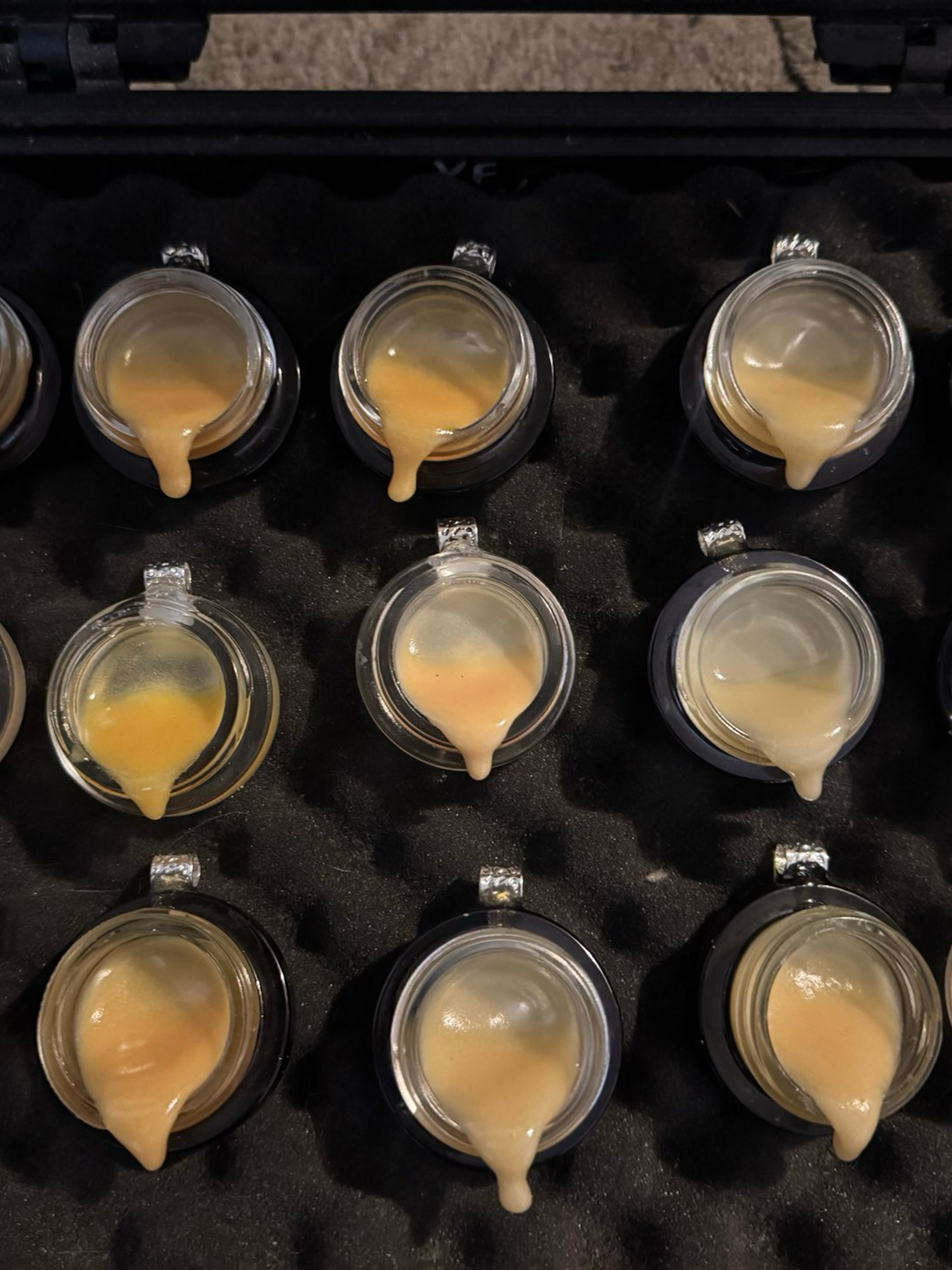 Preview pic of Oil drip pendants pick one