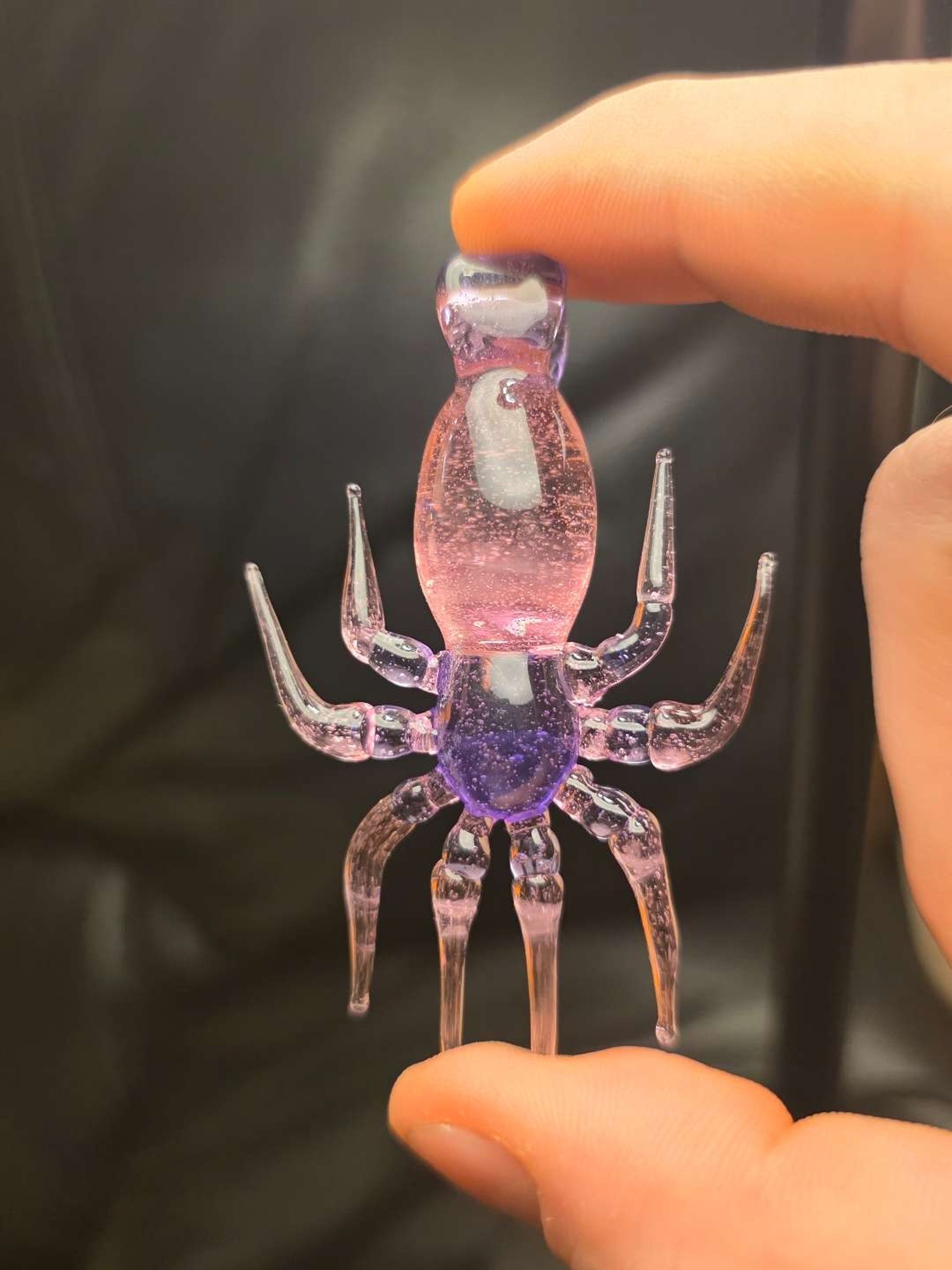Color shifting spider pendant image 0