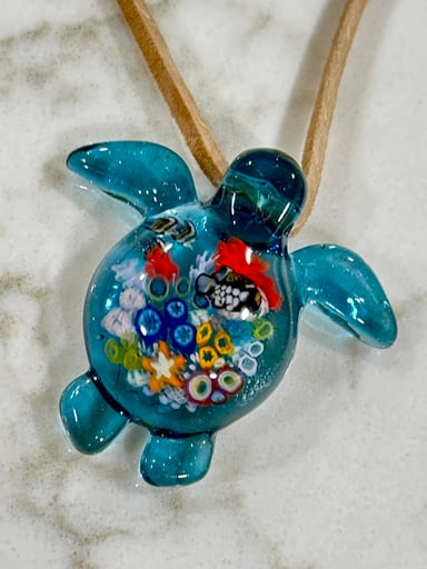 Preview pic of Kennaroo Turtle Reef Pendant-2024