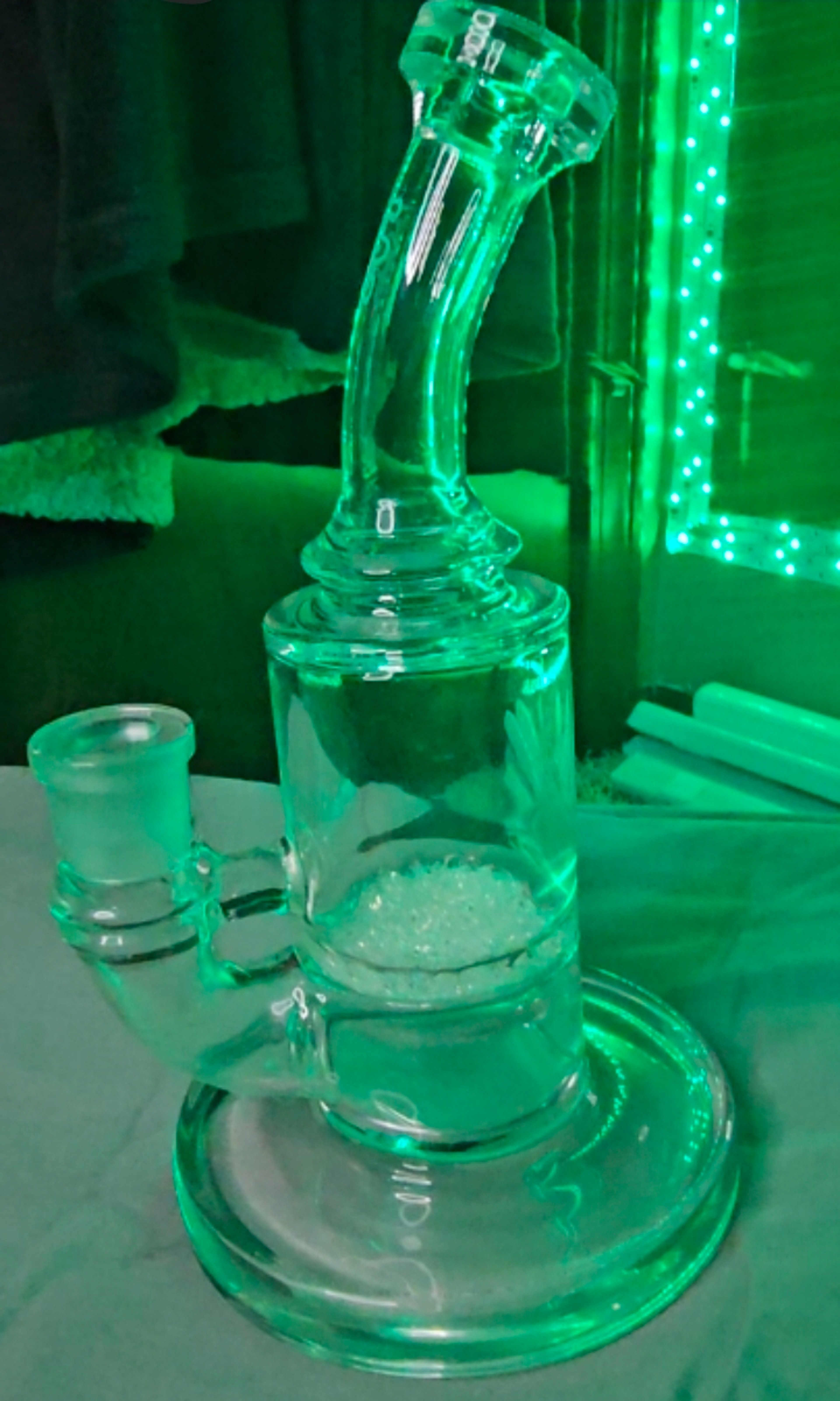 TAG - 7.5" Bent Neck Single Fritted Disc Dab Rig 50x5MM image 0