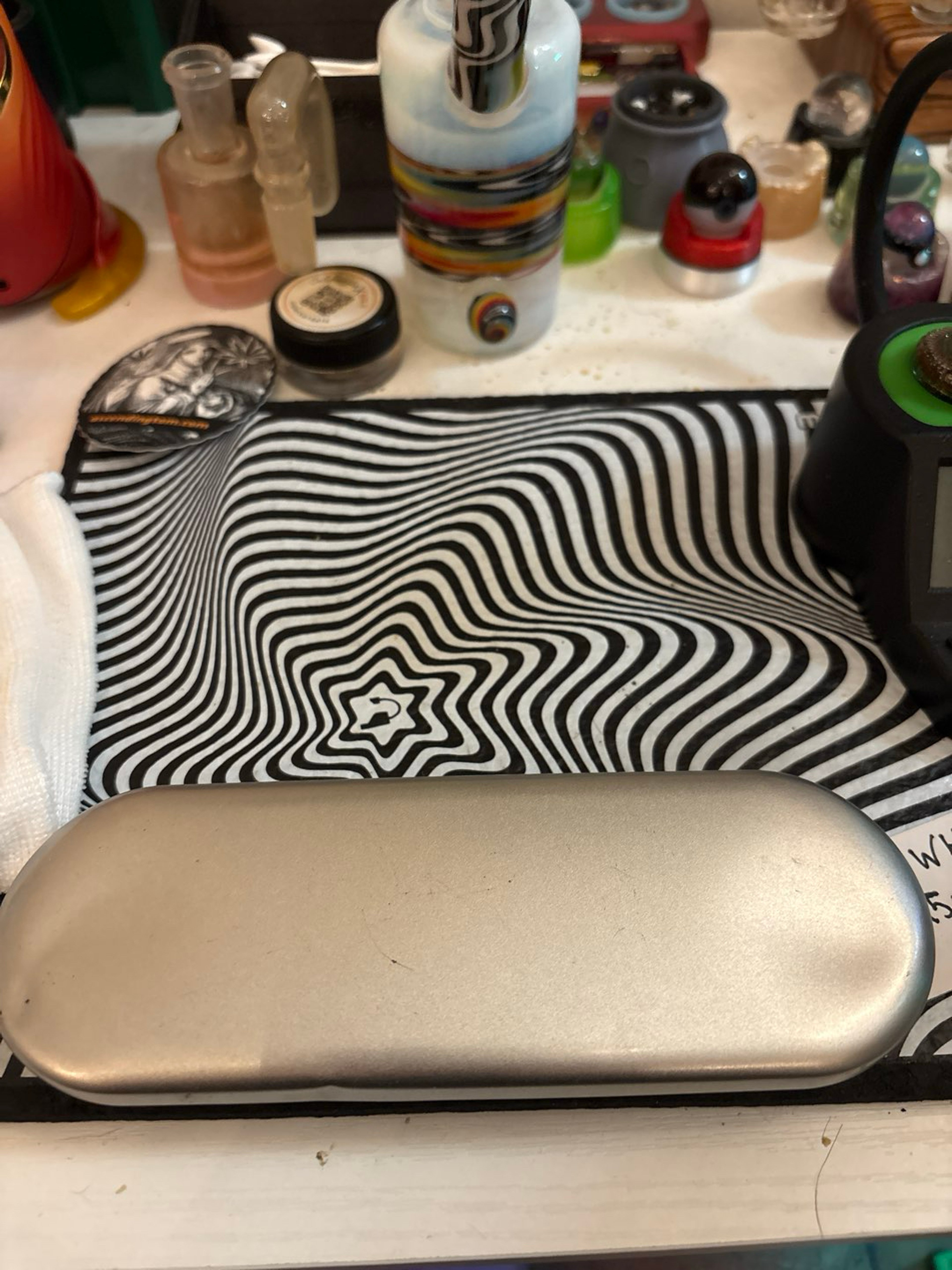 Preview pic of Dab tool set with silicone jar