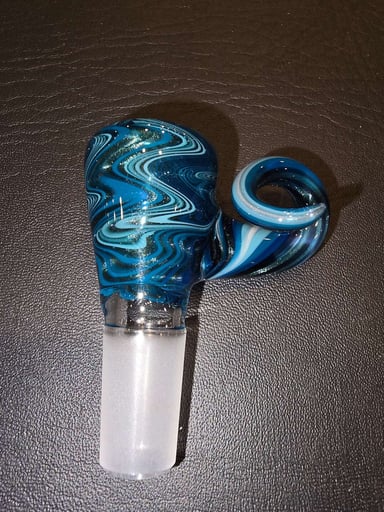 Preview pic of Blueberry glass slide Heady