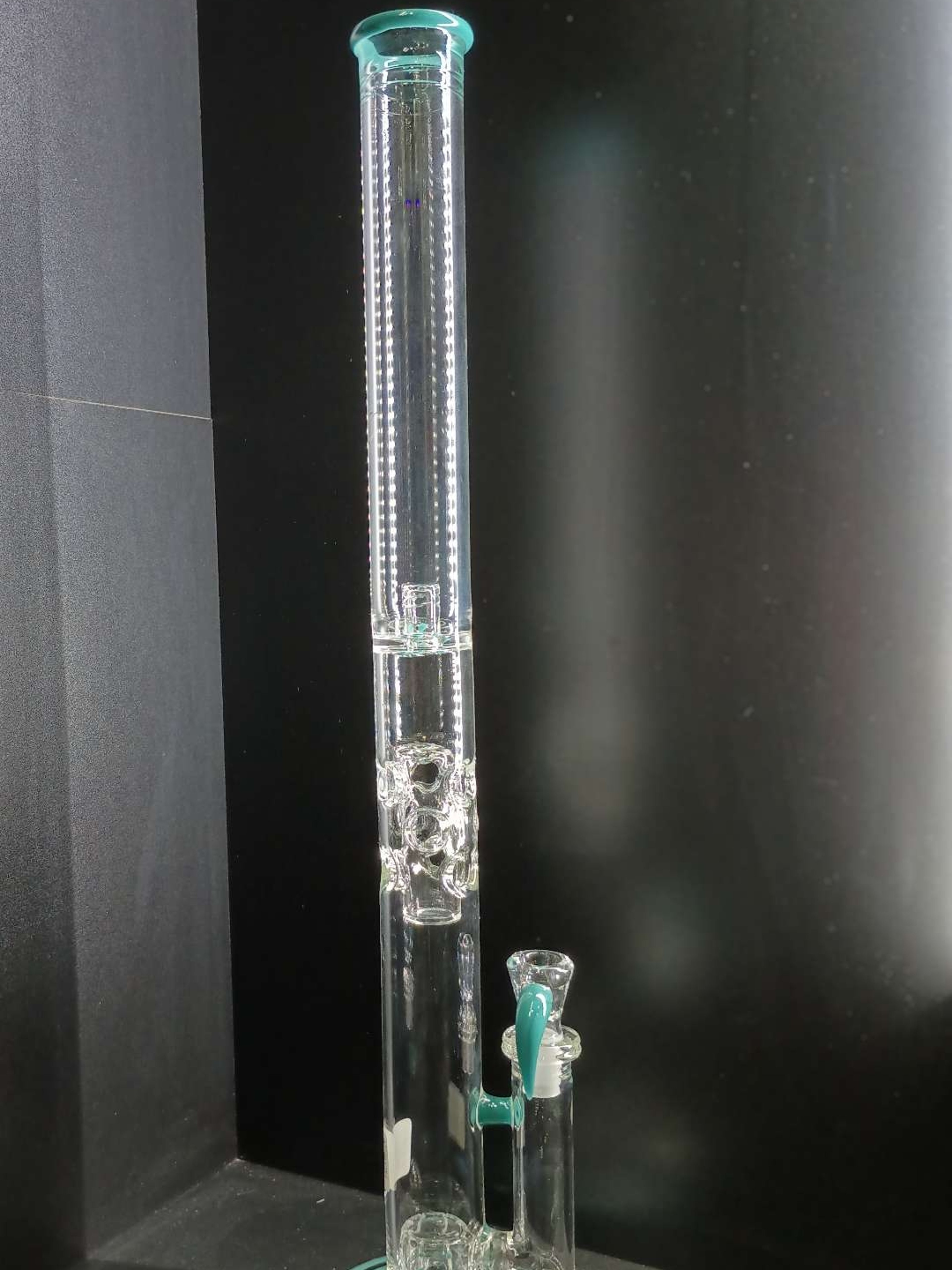 Preview pic of Slate Glass XL Gridded Disc to Fab