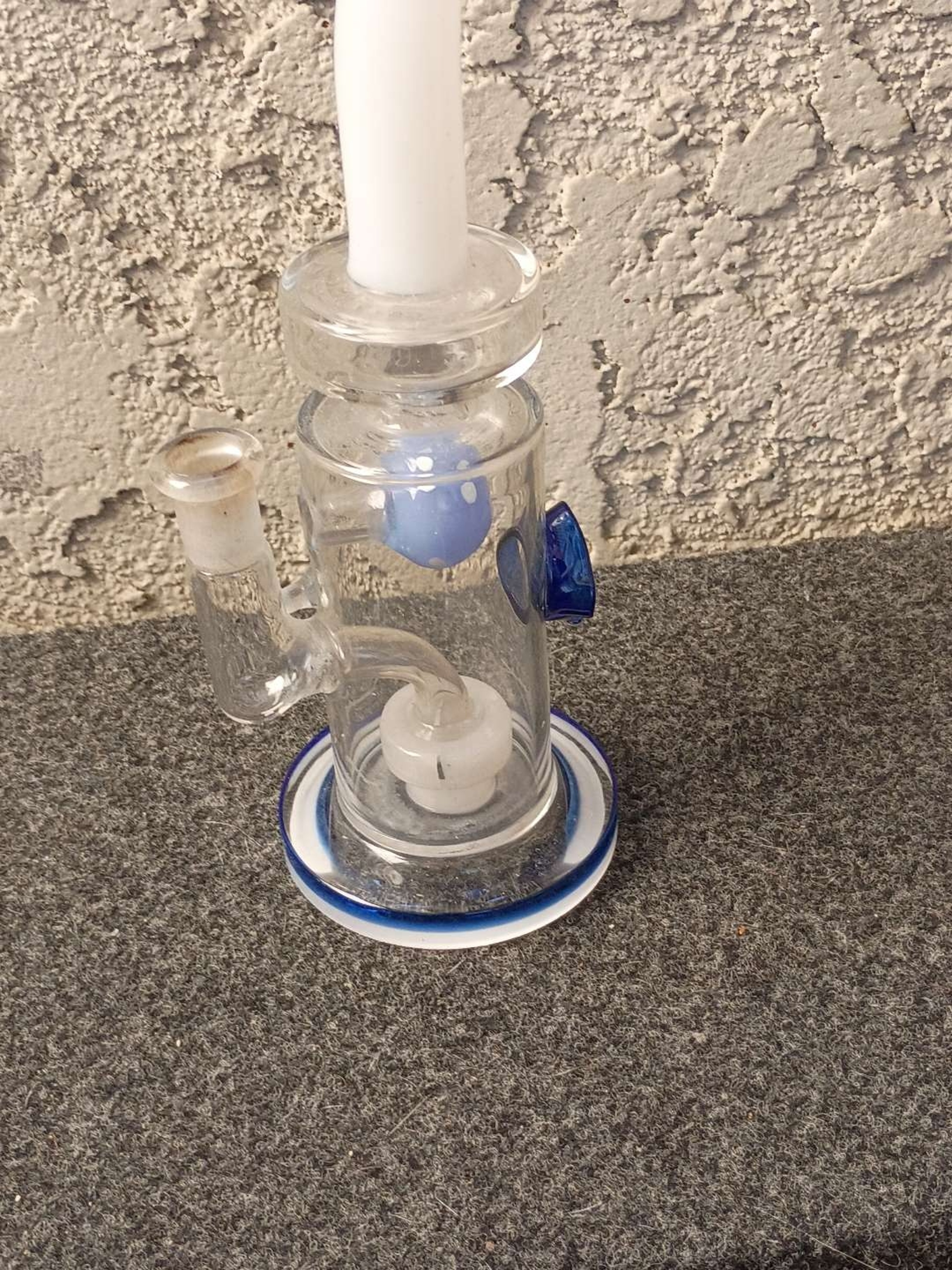 Bong #2 image 0