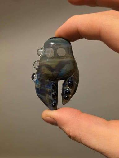 Preview pic of Lobster Claw Pendant